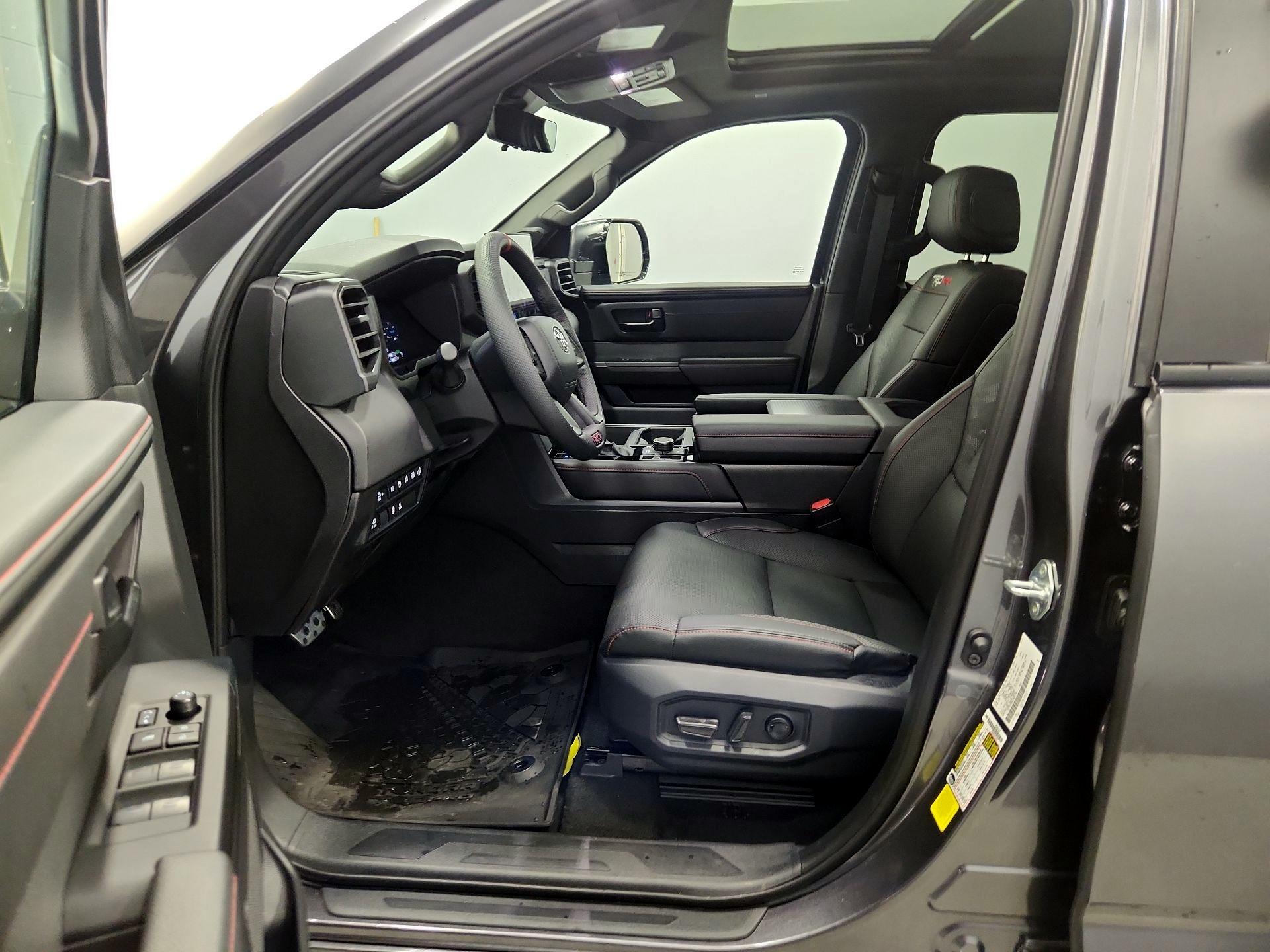 Thumbnail: 2025 Toyota Tundra - 11