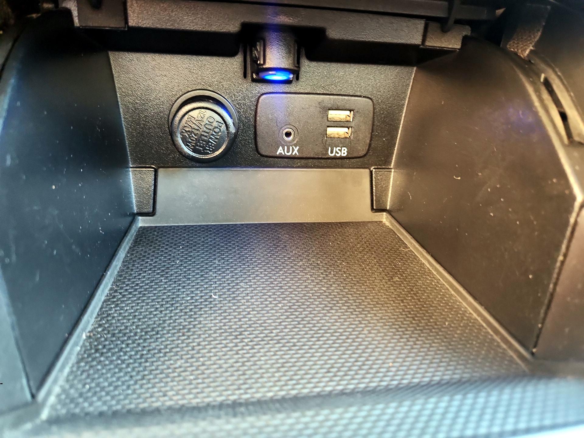 Thumbnail: 2016 Subaru Legacy - 18