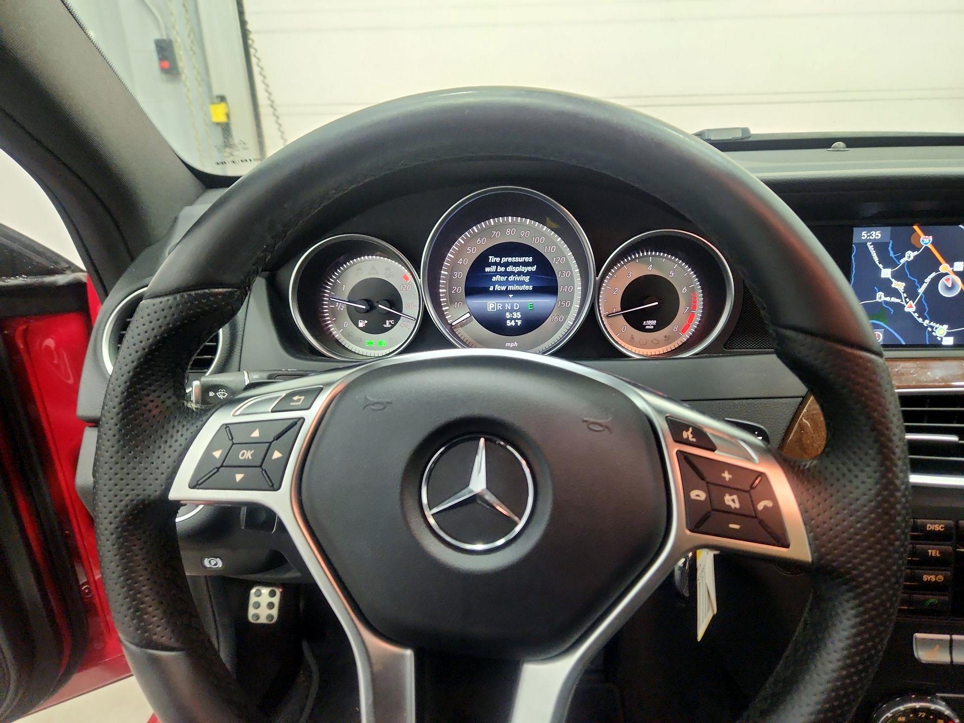 Thumbnail: 2015 Mercedes-Benz C-Class - 10