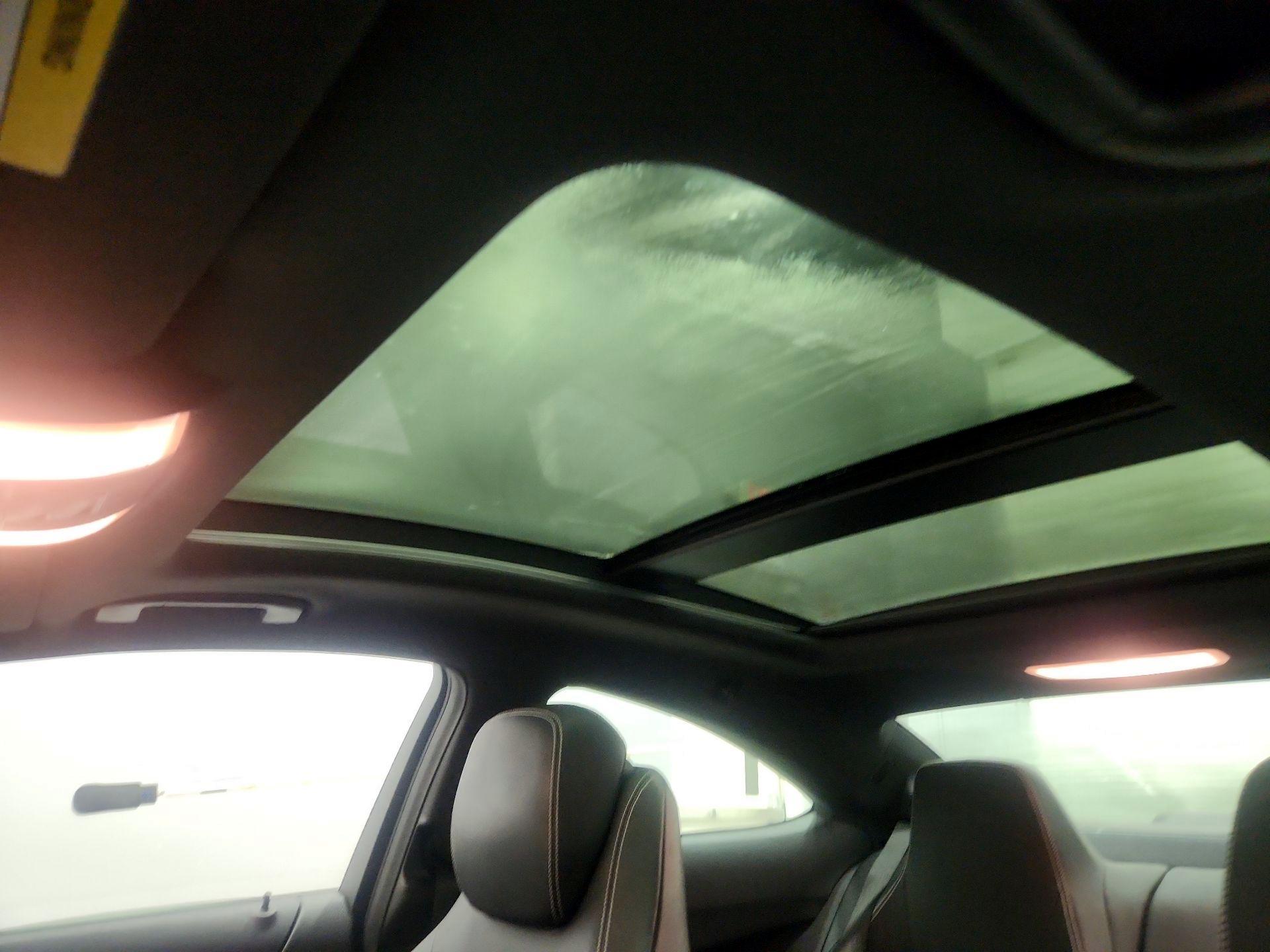 Thumbnail: 2015 Mercedes-Benz C-Class - 20