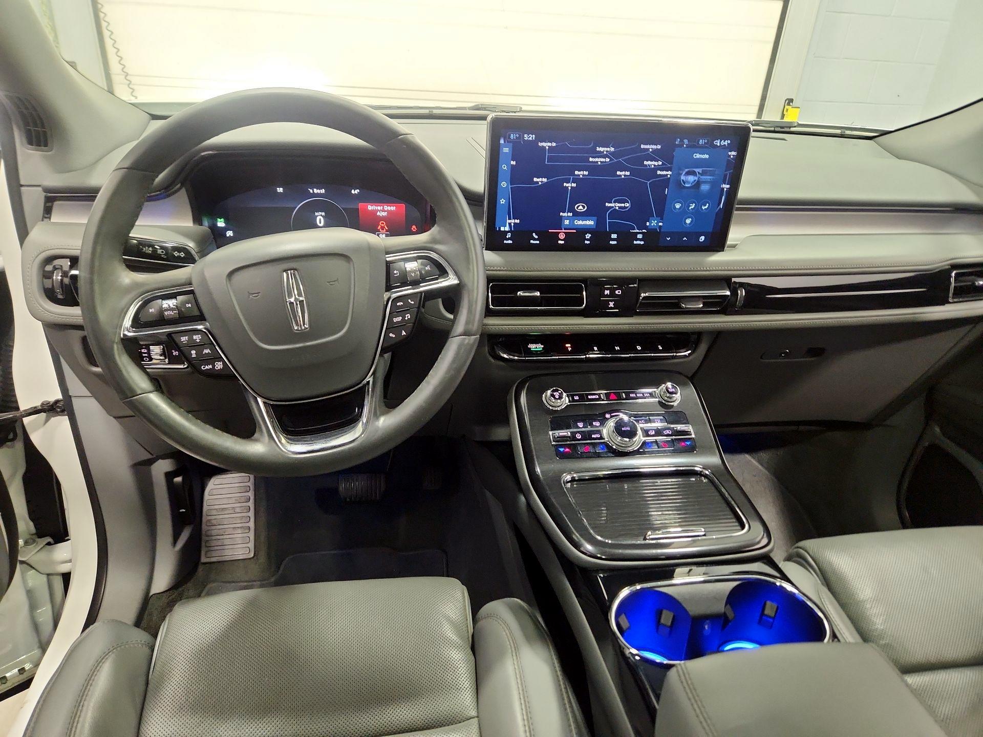 Thumbnail: 2022 Lincoln Nautilus - 9