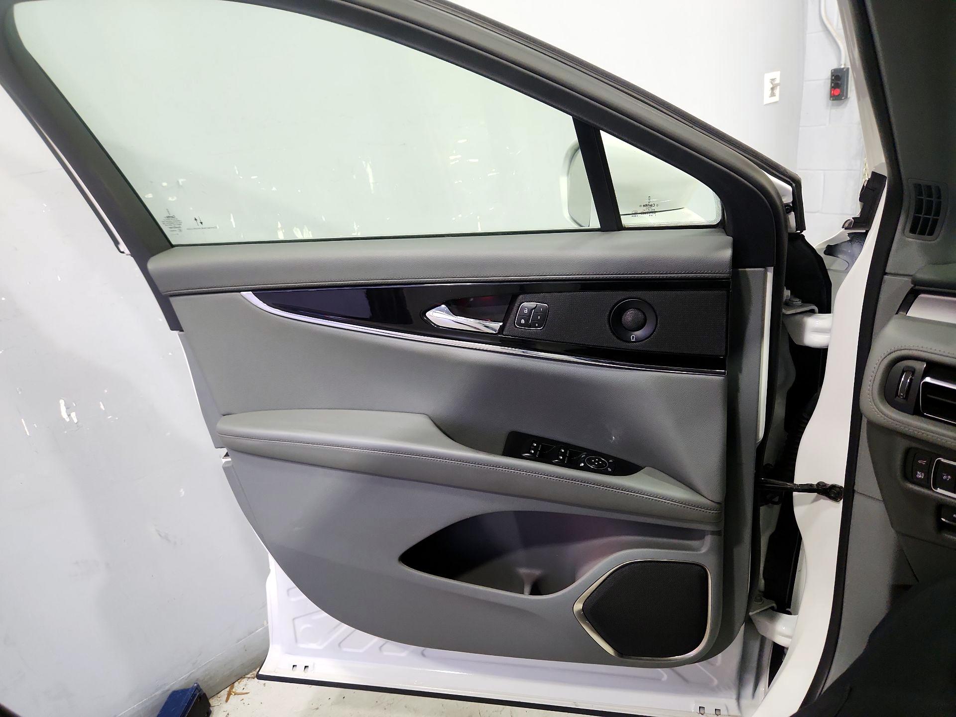 Thumbnail: 2022 Lincoln Nautilus - 12