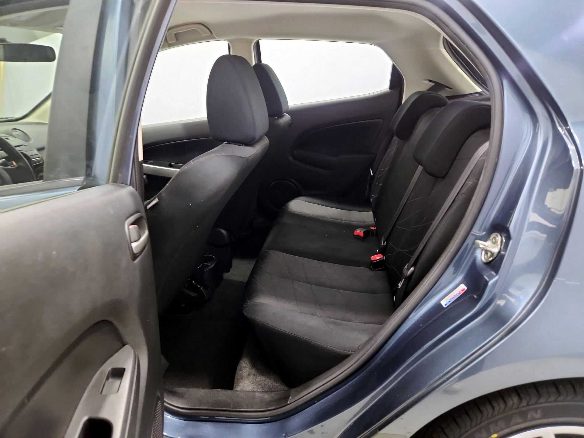 Thumbnail: 2014 Mazda Mazda2 - 18