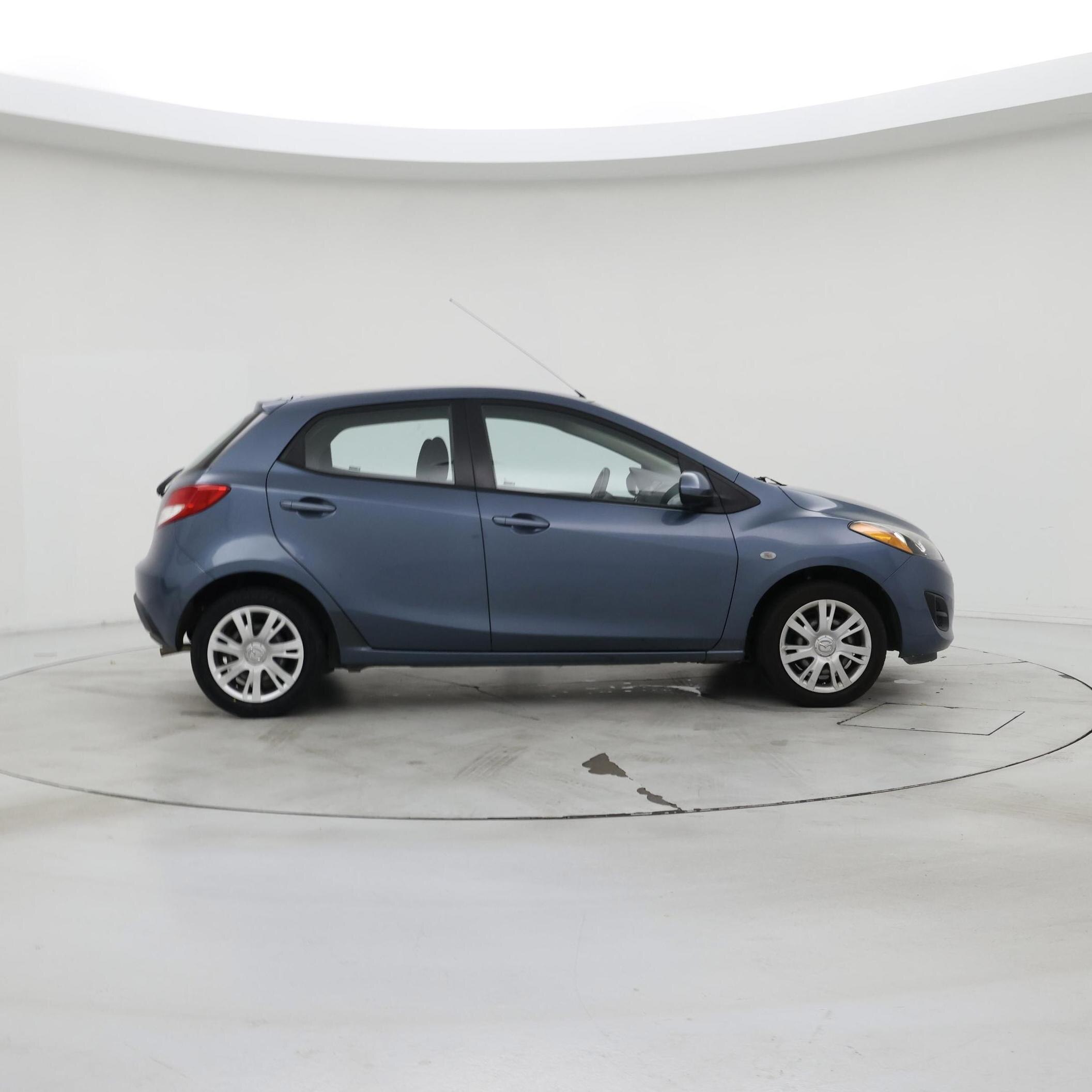 Thumbnail: 2014 Mazda Mazda2 - 7