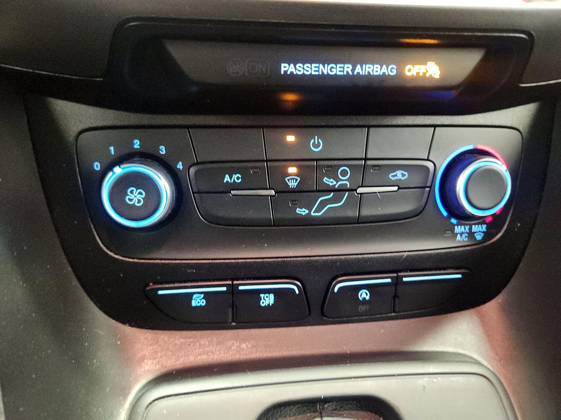 Thumbnail: 2020 Ford Transit Series - 16