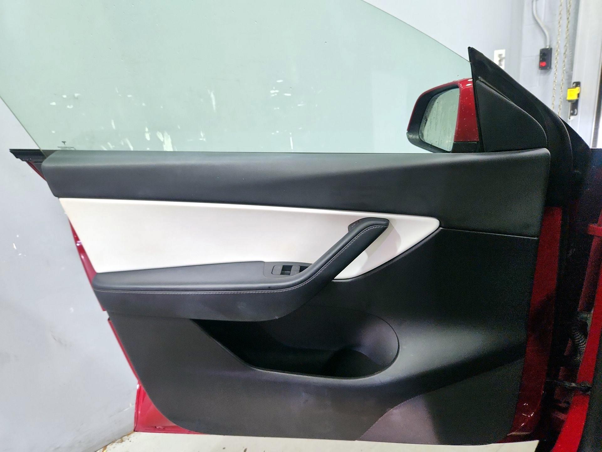 Thumbnail: 2021 Tesla Model Y - 12