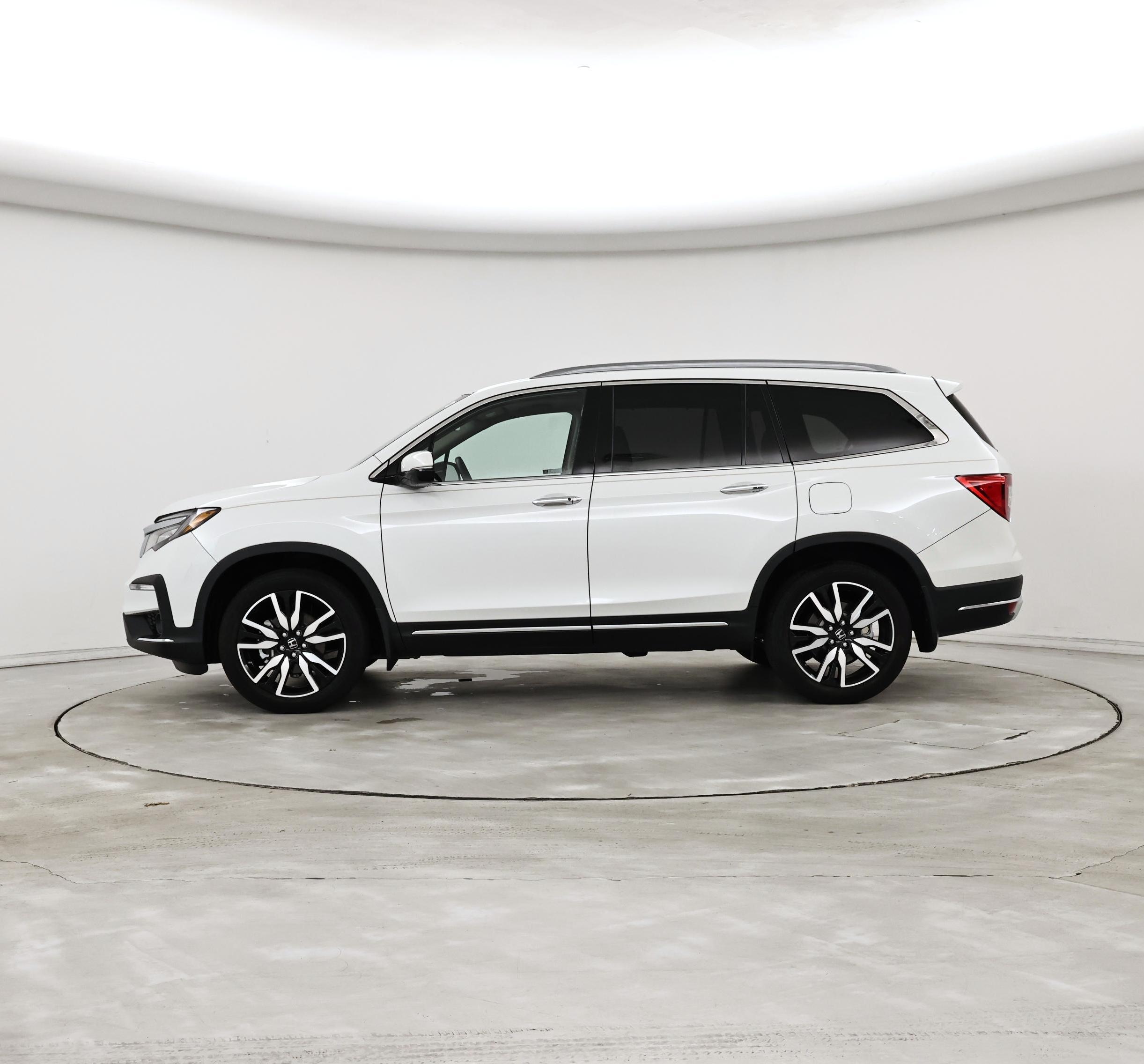 Thumbnail: 2020 Honda Pilot - 3