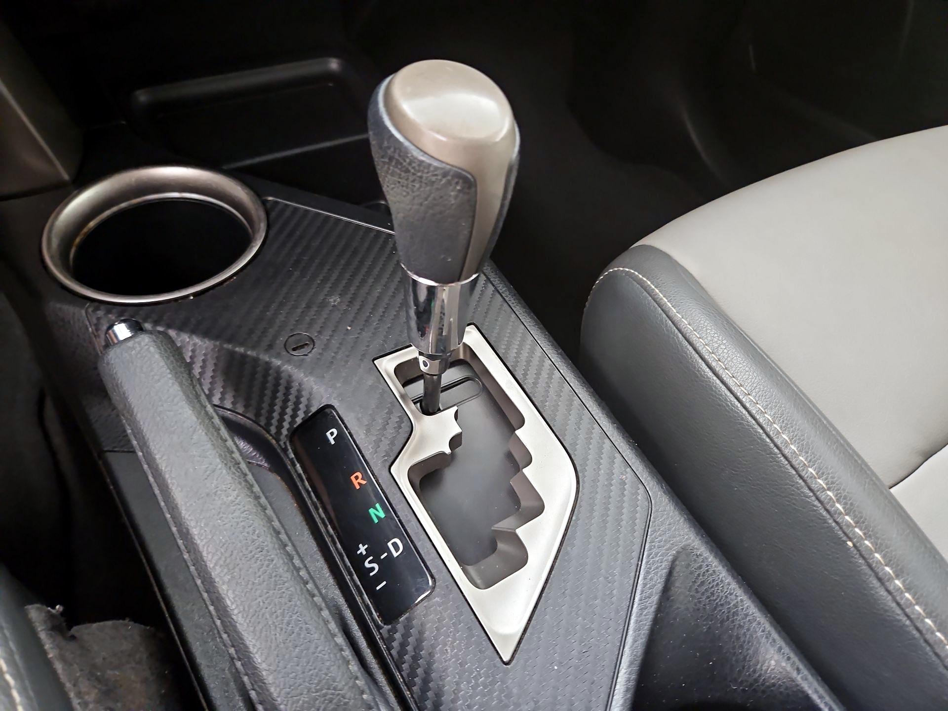 Thumbnail: 2014 Toyota RAV4 - 18