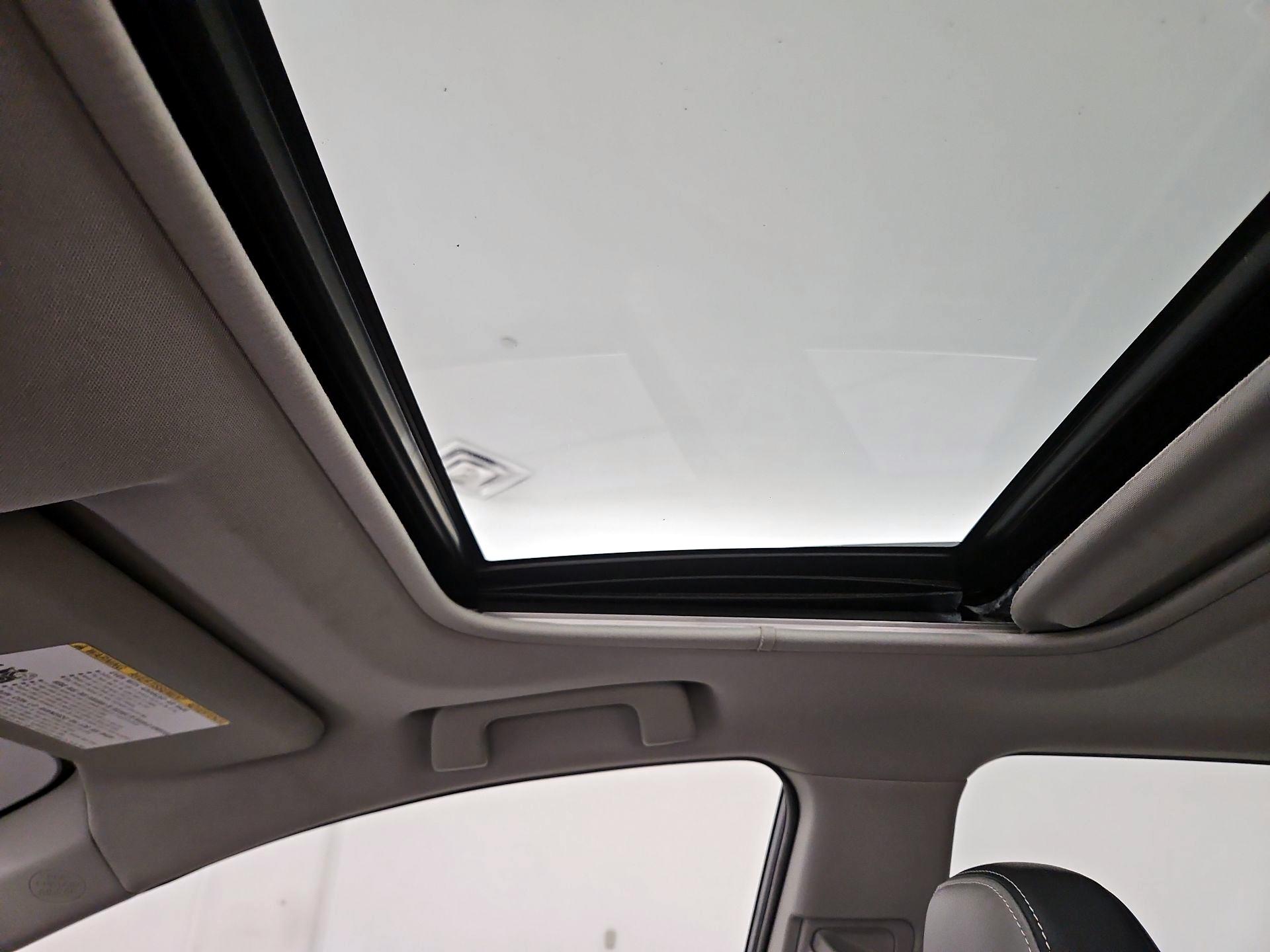 Thumbnail: 2014 Toyota RAV4 - 20