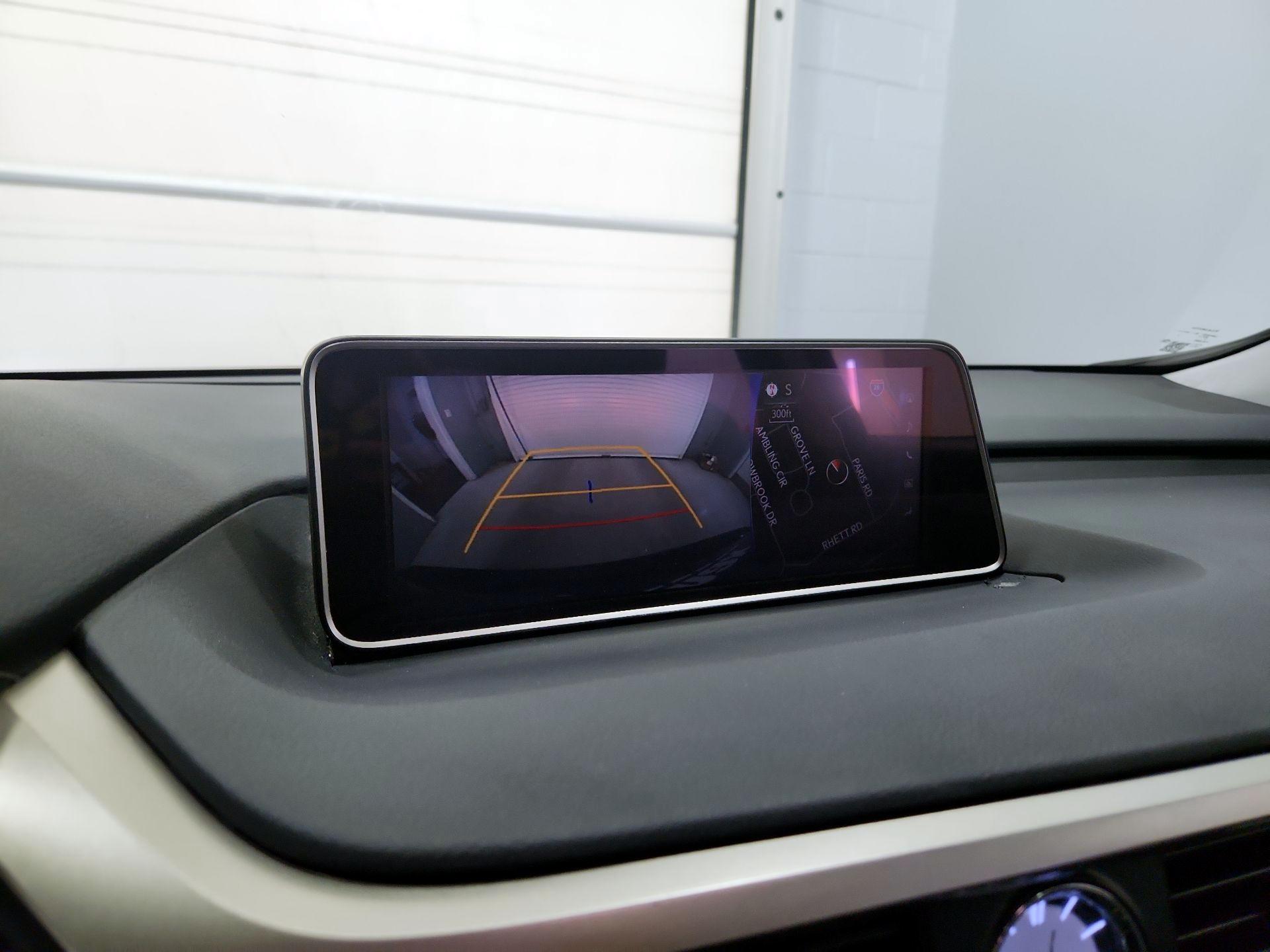 Thumbnail: 2019 Lexus RX - 15