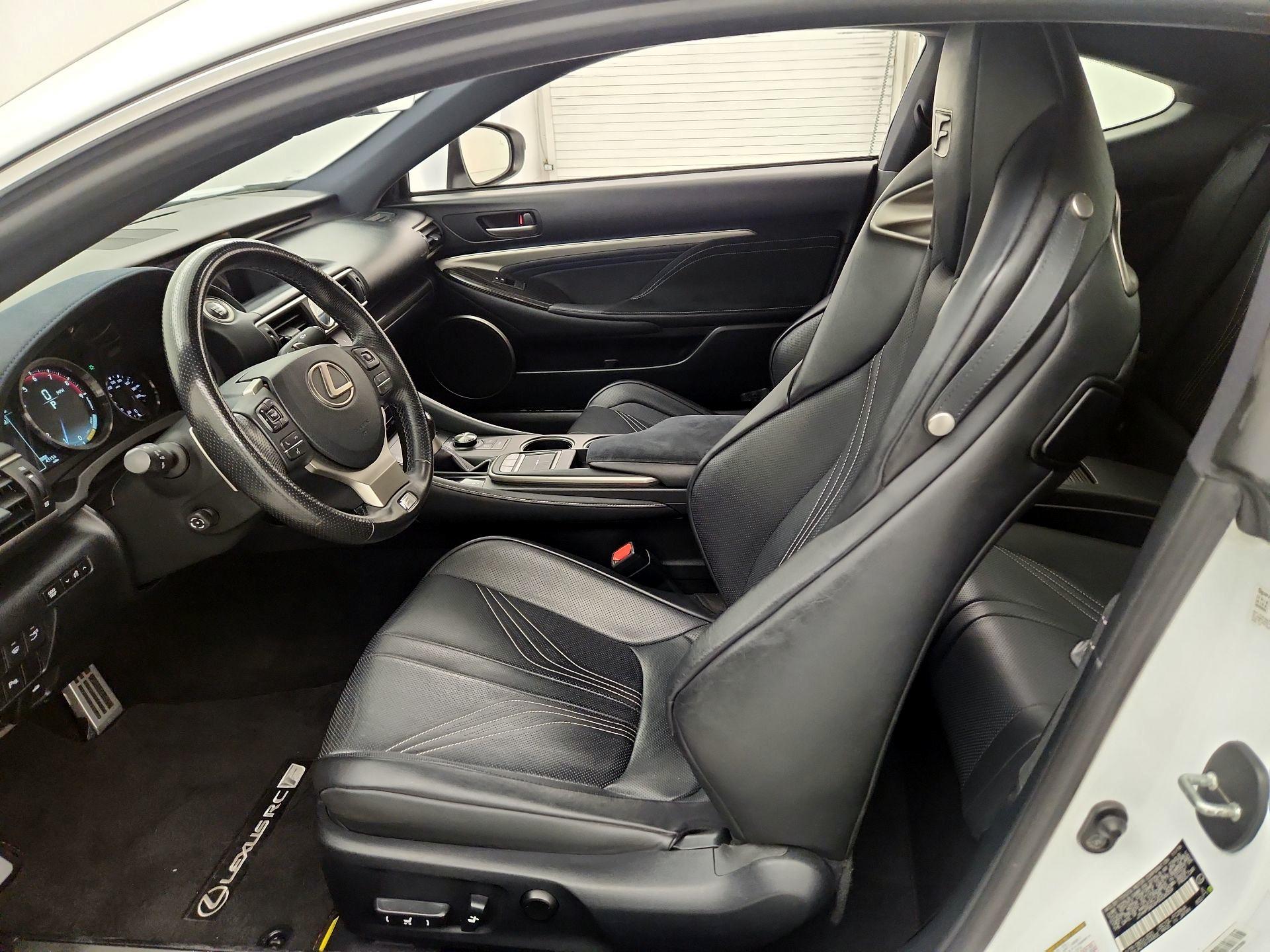 Thumbnail: 2017 Lexus RC - 11