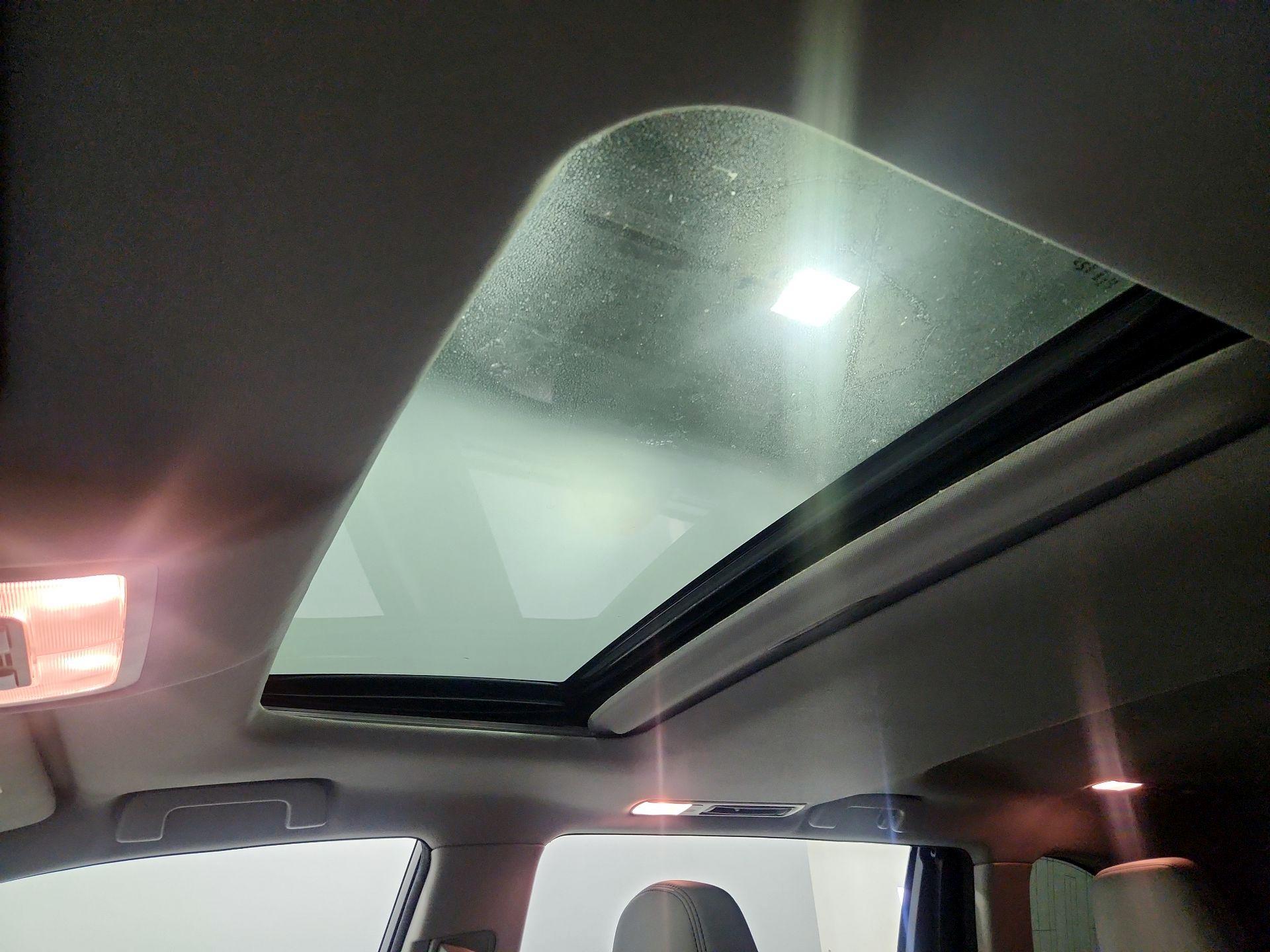 Thumbnail: 2016 Toyota Highlander - 20