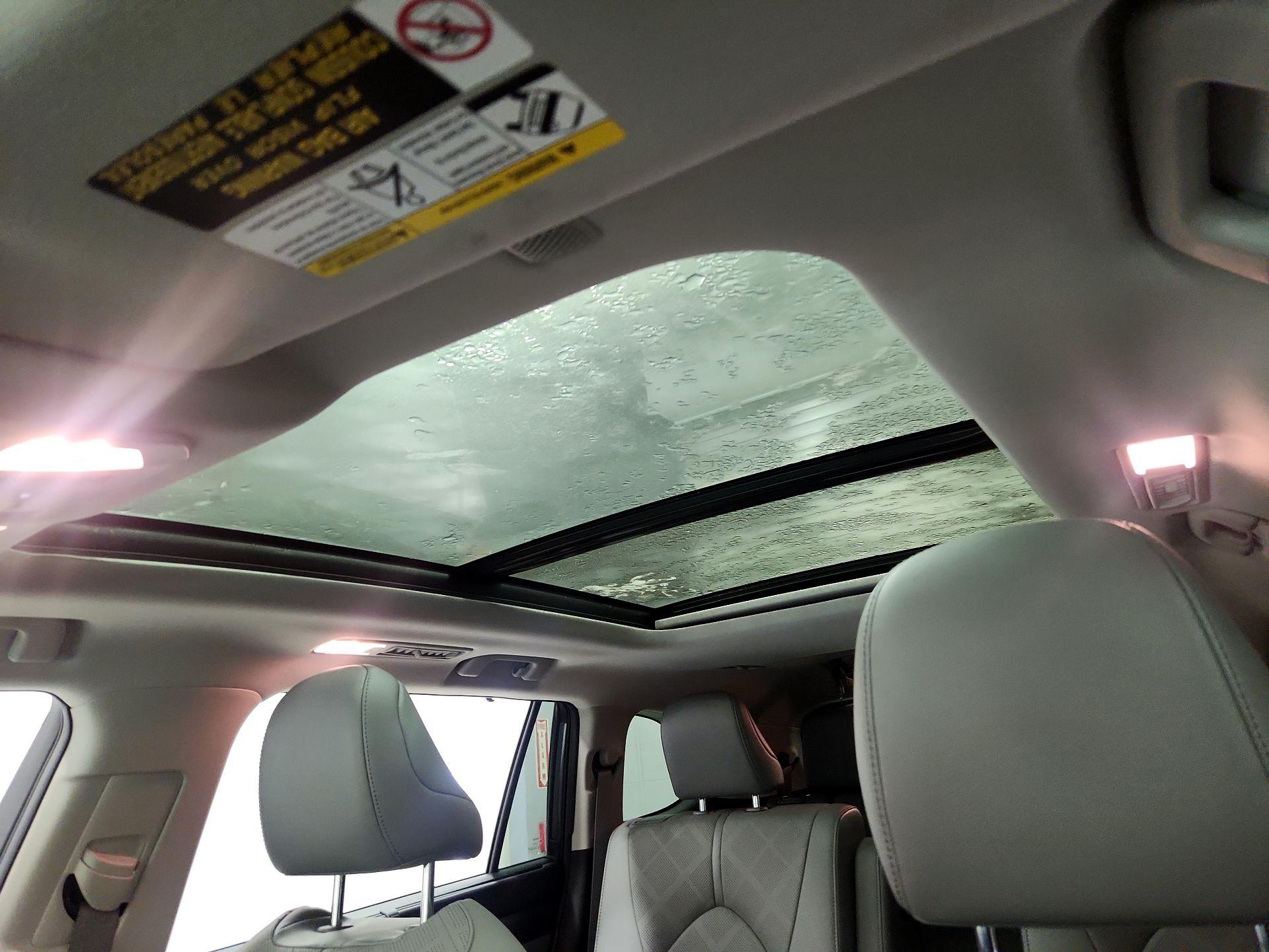 Thumbnail: 2021 Toyota Highlander - 20