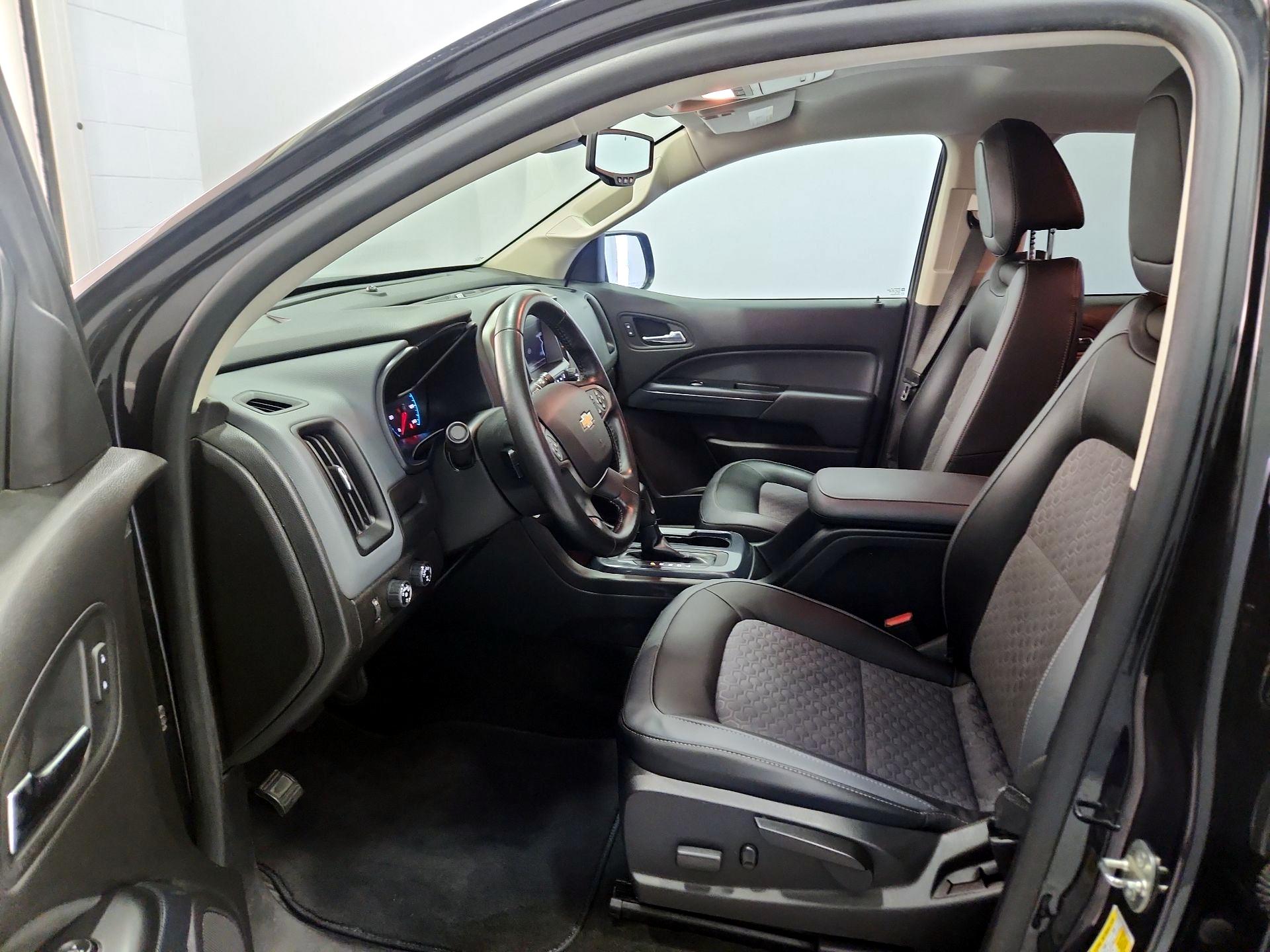 Thumbnail: 2017 Chevrolet Colorado - 11