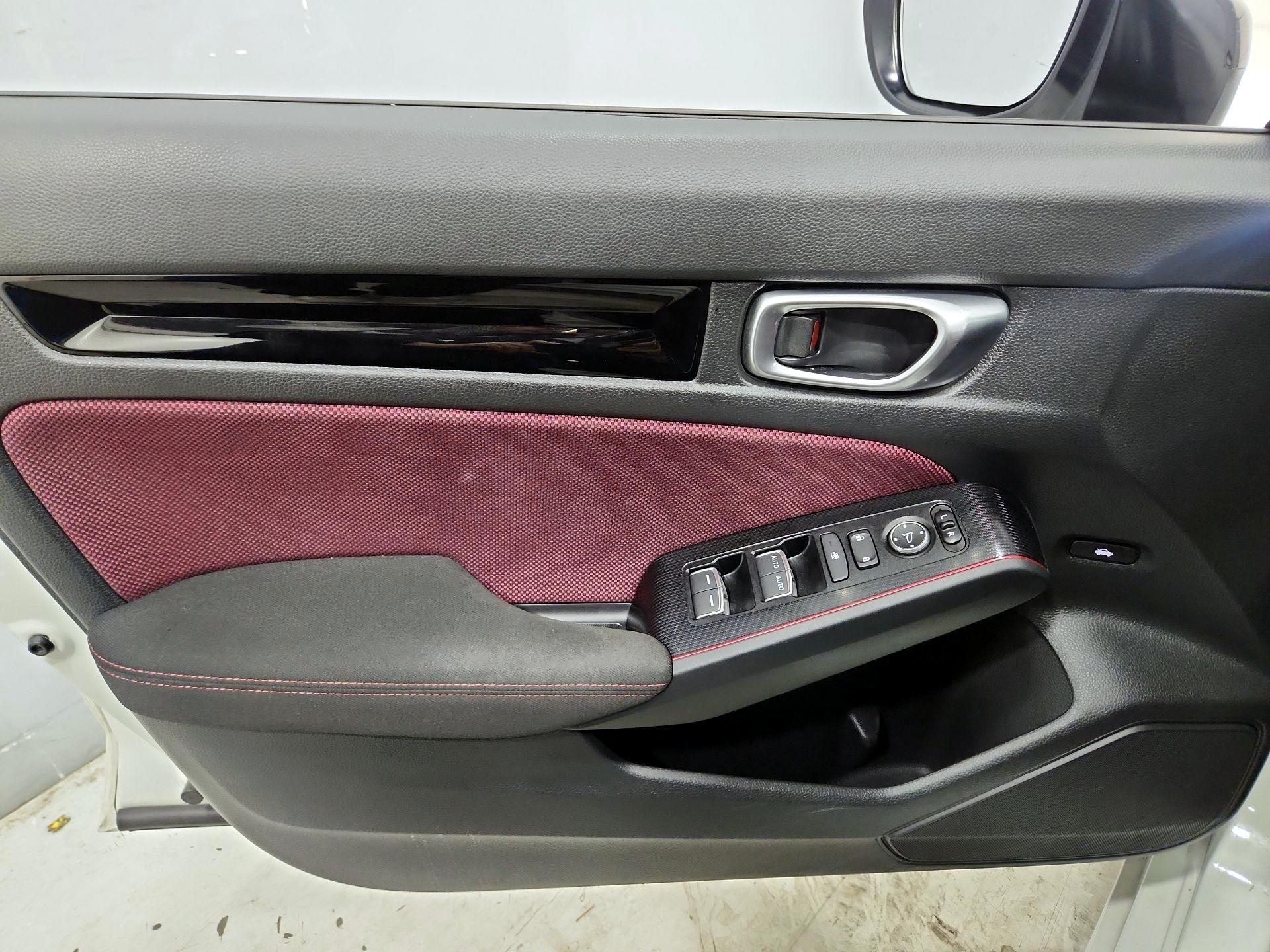 Thumbnail: 2024 Honda Civic - 12