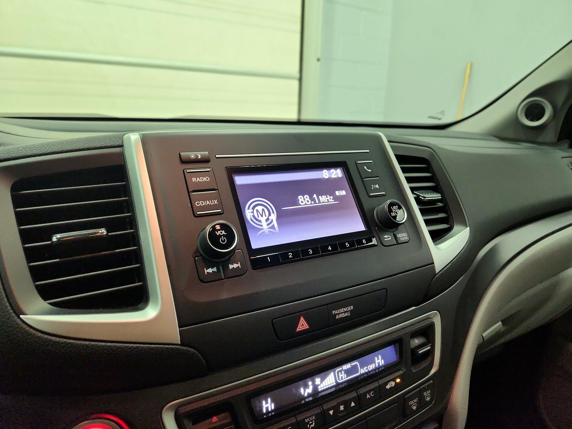 Thumbnail: 2017 Honda Ridgeline - 15