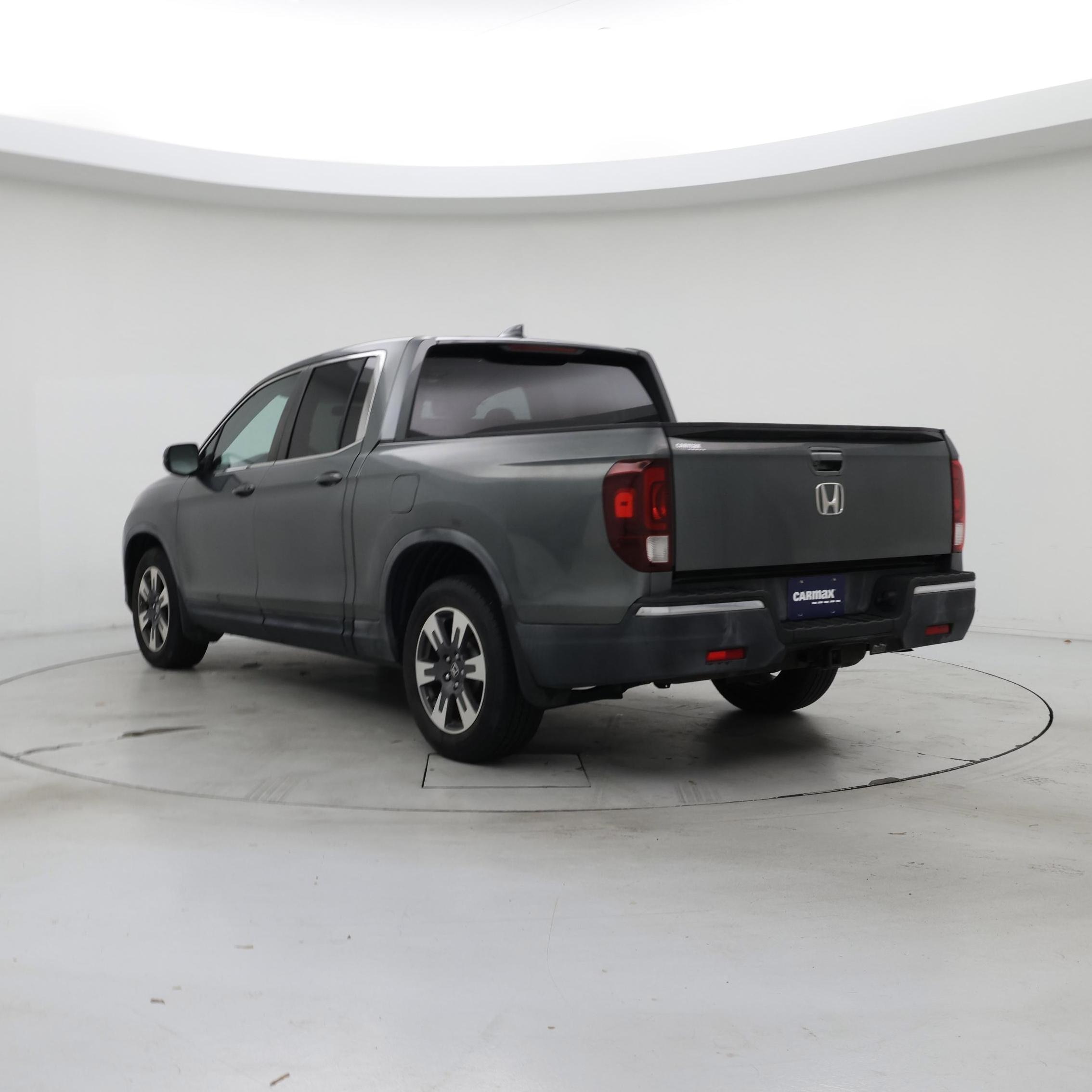 Thumbnail: 2017 Honda Ridgeline - 2