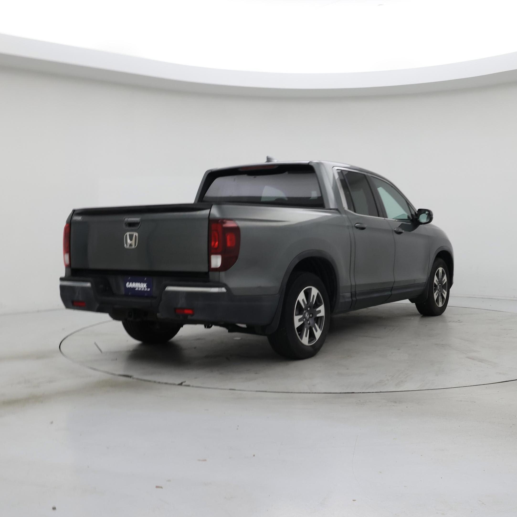 Thumbnail: 2017 Honda Ridgeline - 8