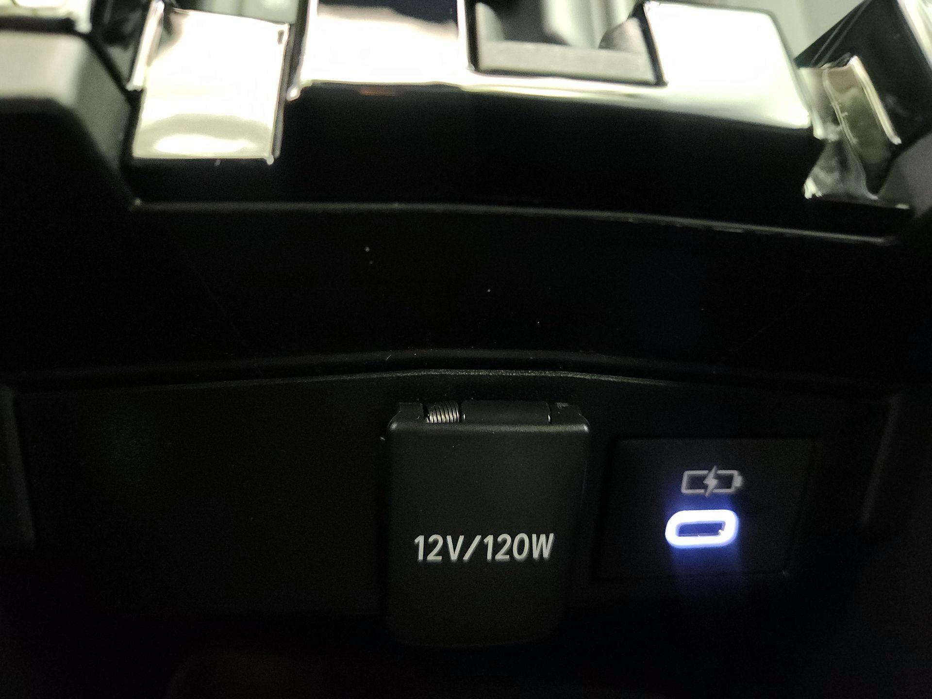 Thumbnail: 2024 Toyota Corolla - 18