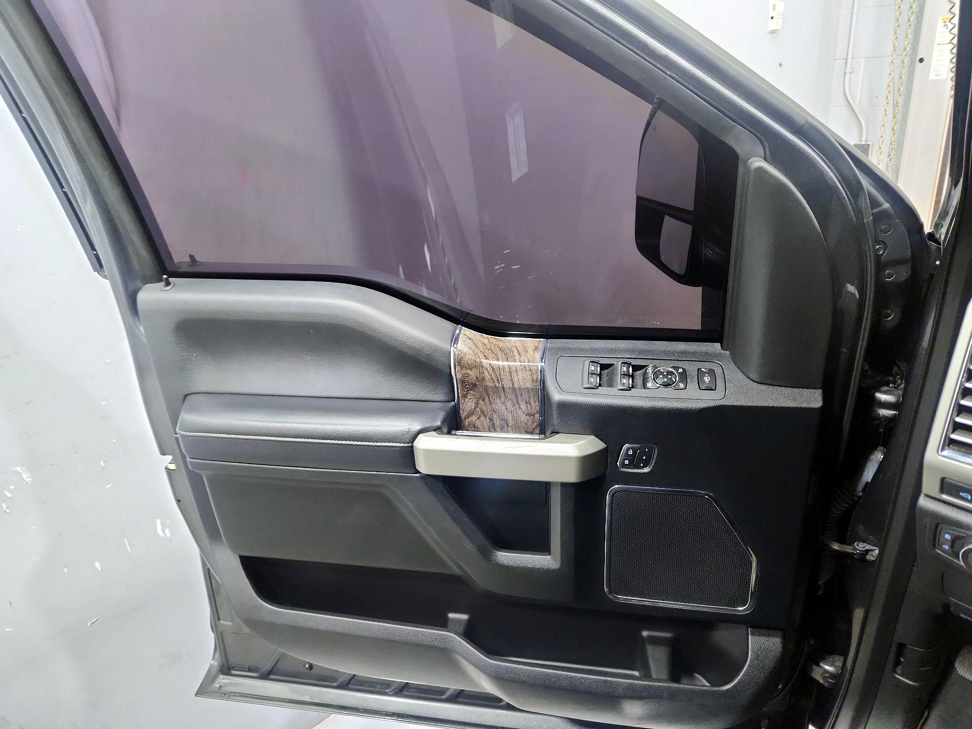 Thumbnail: 2017 Ford F-350 - 12