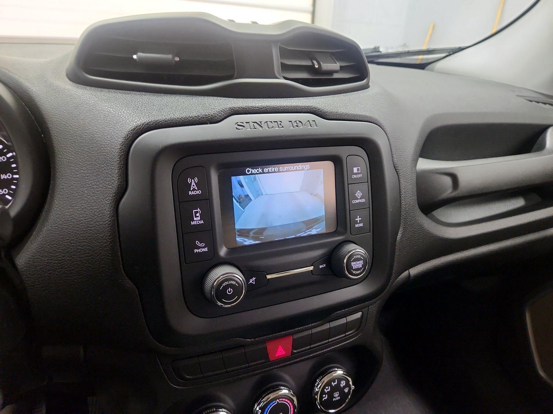 Thumbnail: 2015 Jeep Renegade - 14