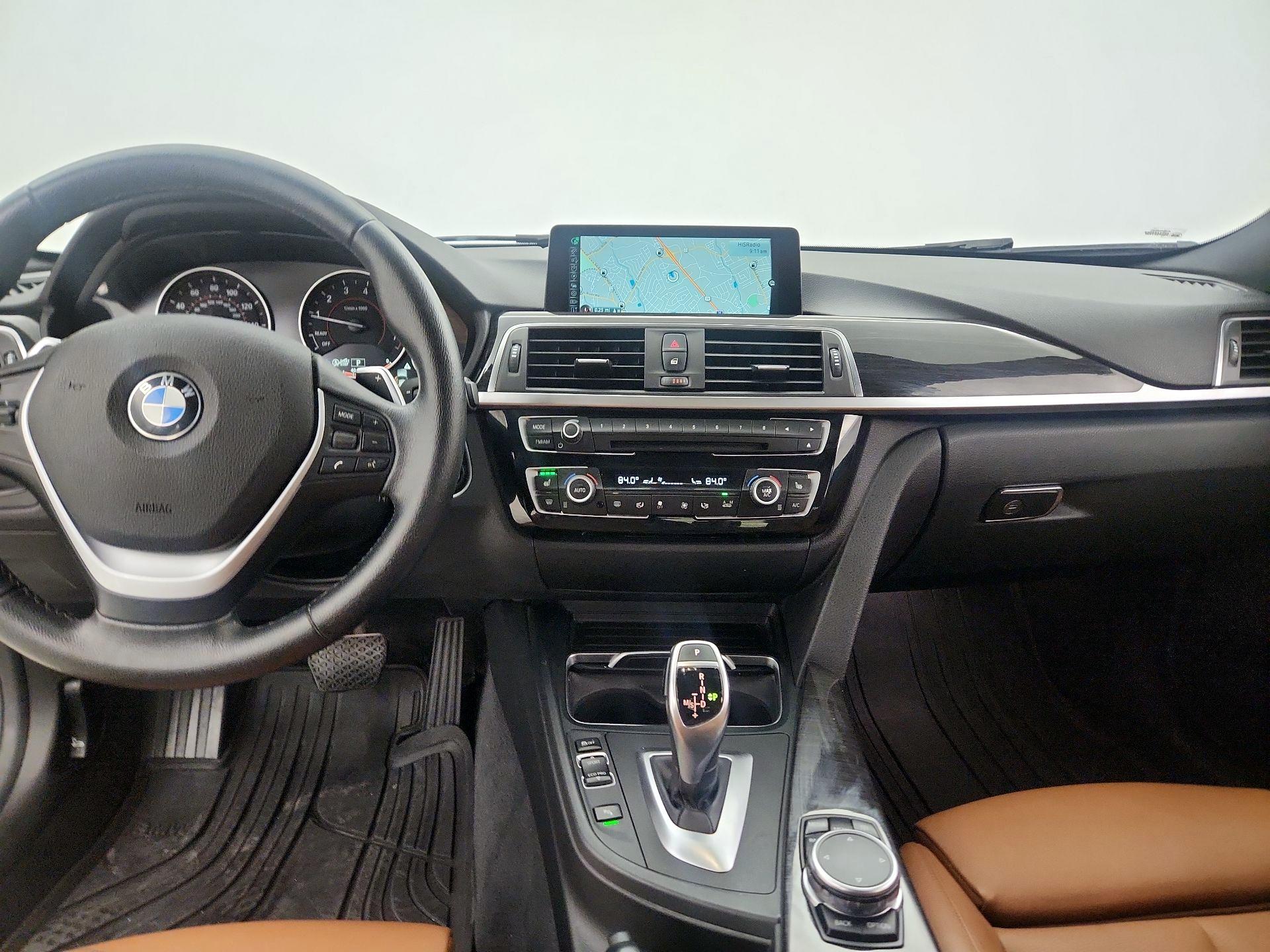 Thumbnail: 2016 BMW 3 Series - 9