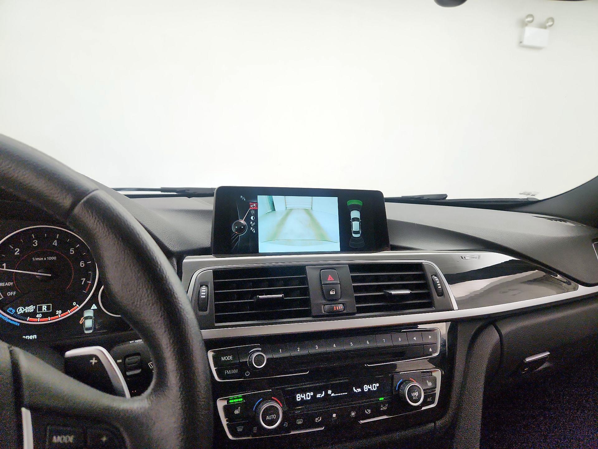 Thumbnail: 2016 BMW 3 Series - 15