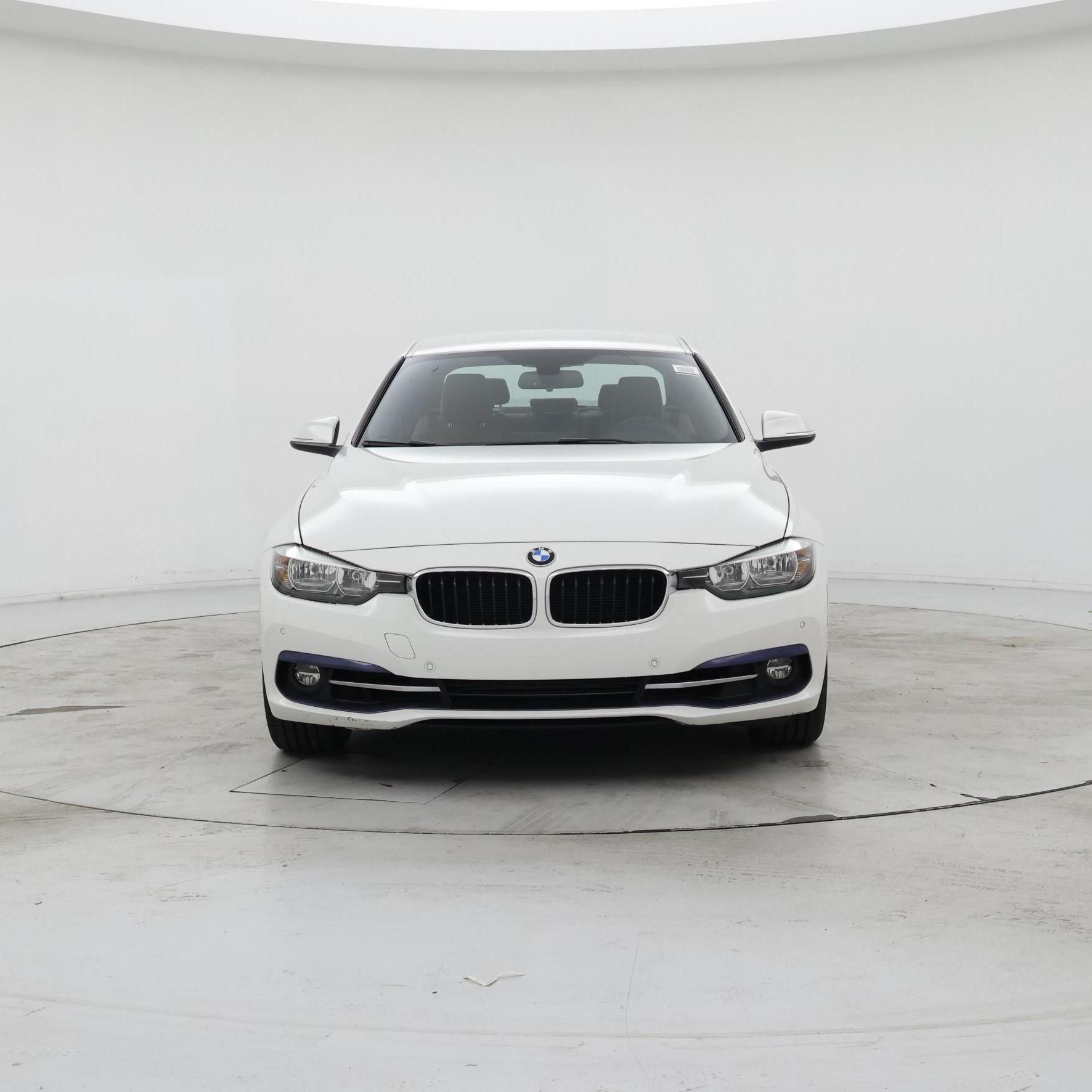 Thumbnail: 2016 BMW 3 Series - 5