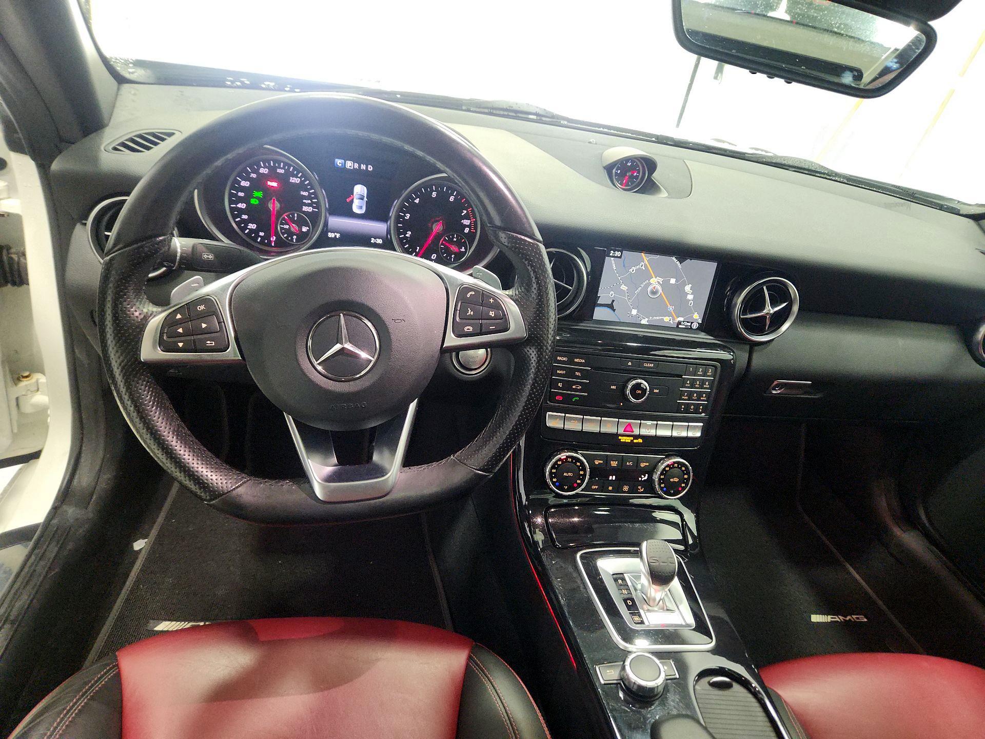 Thumbnail: 2017 Mercedes-Benz SLC - 9