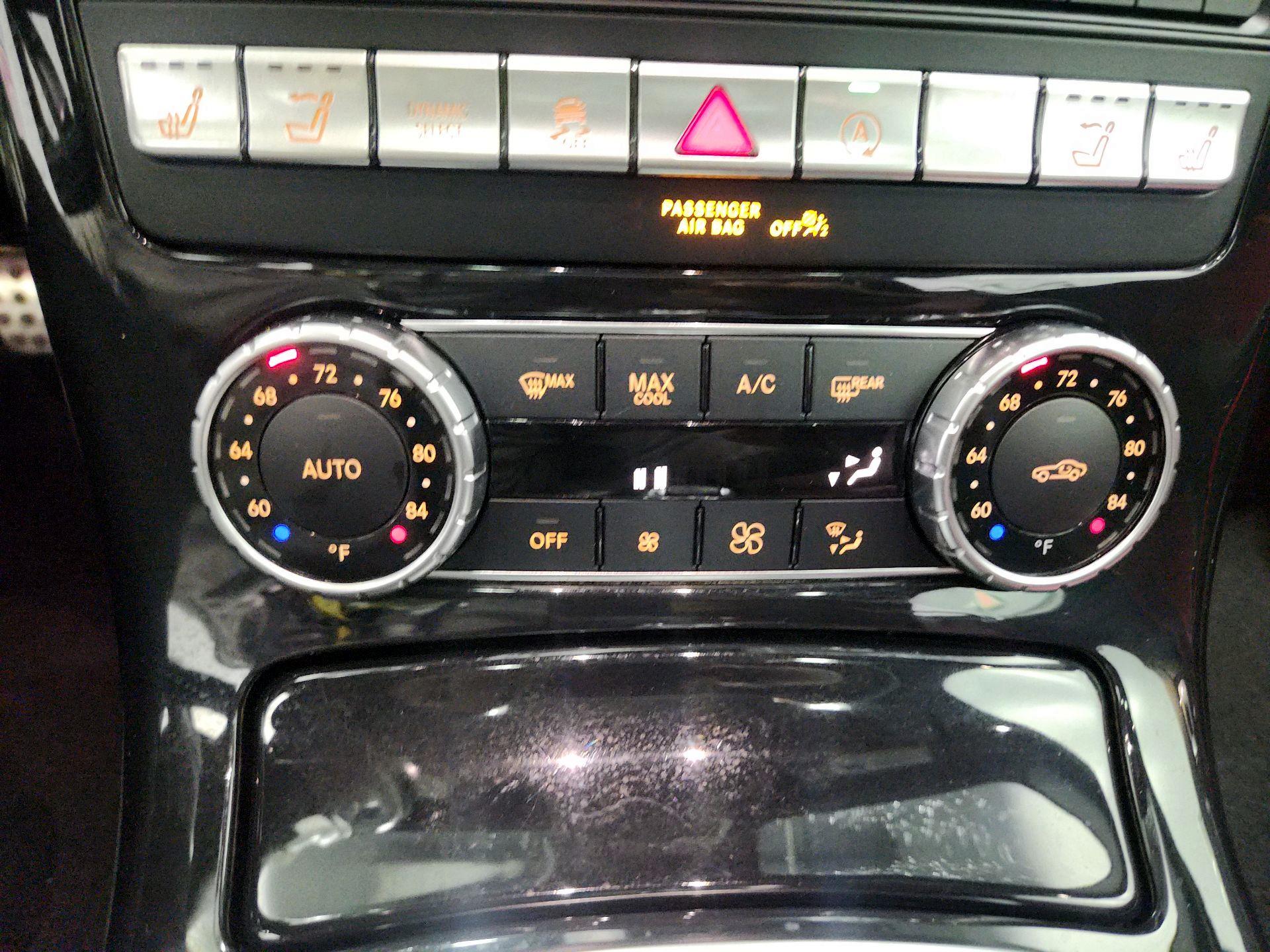 Thumbnail: 2017 Mercedes-Benz SLC - 17