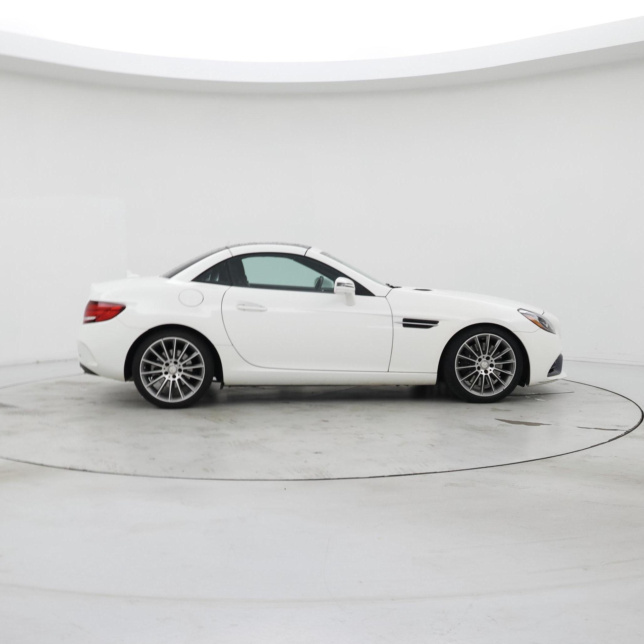 Thumbnail: 2017 Mercedes-Benz SLC - 7