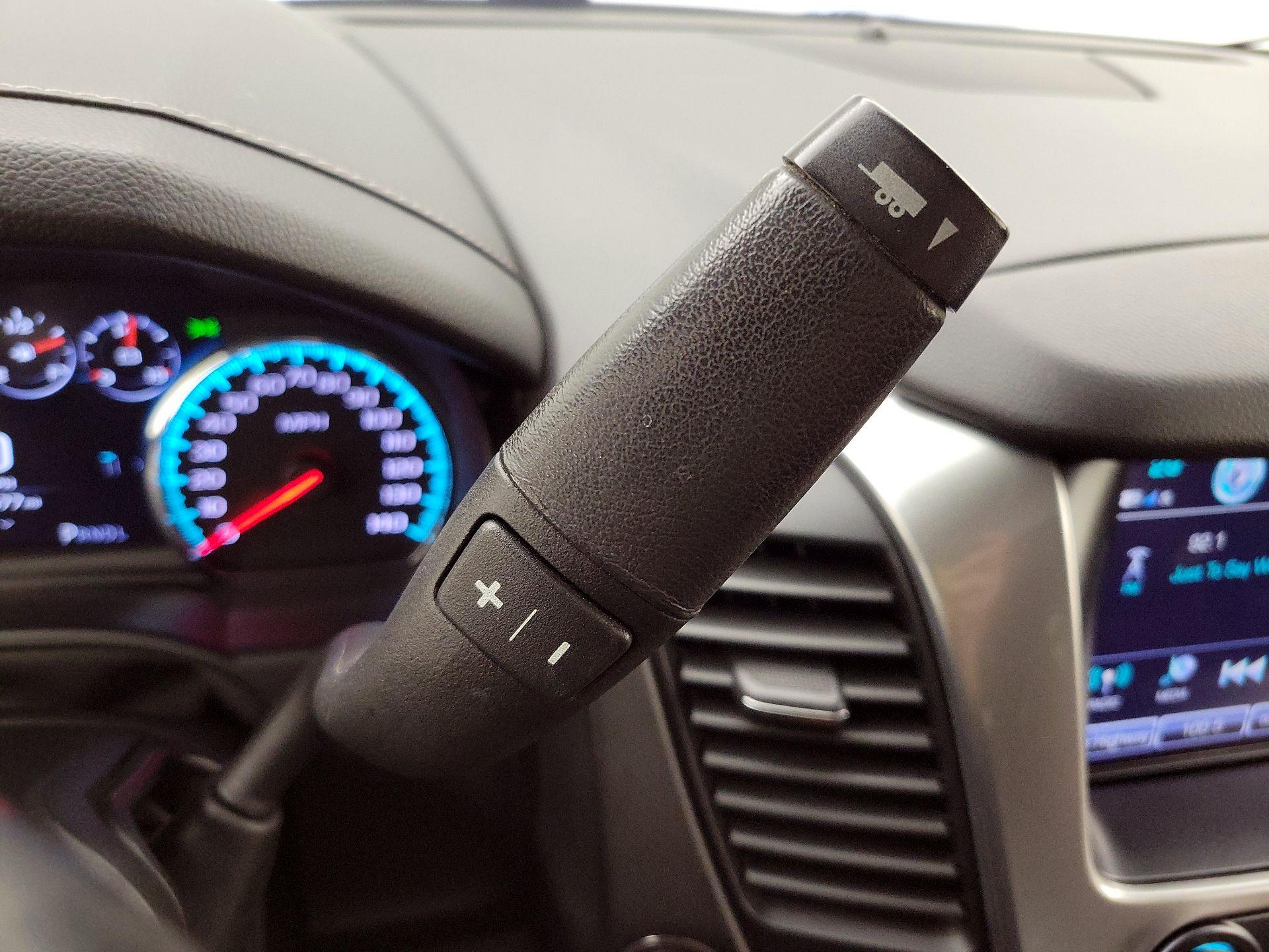 Thumbnail: 2020 Chevrolet Suburban - 18