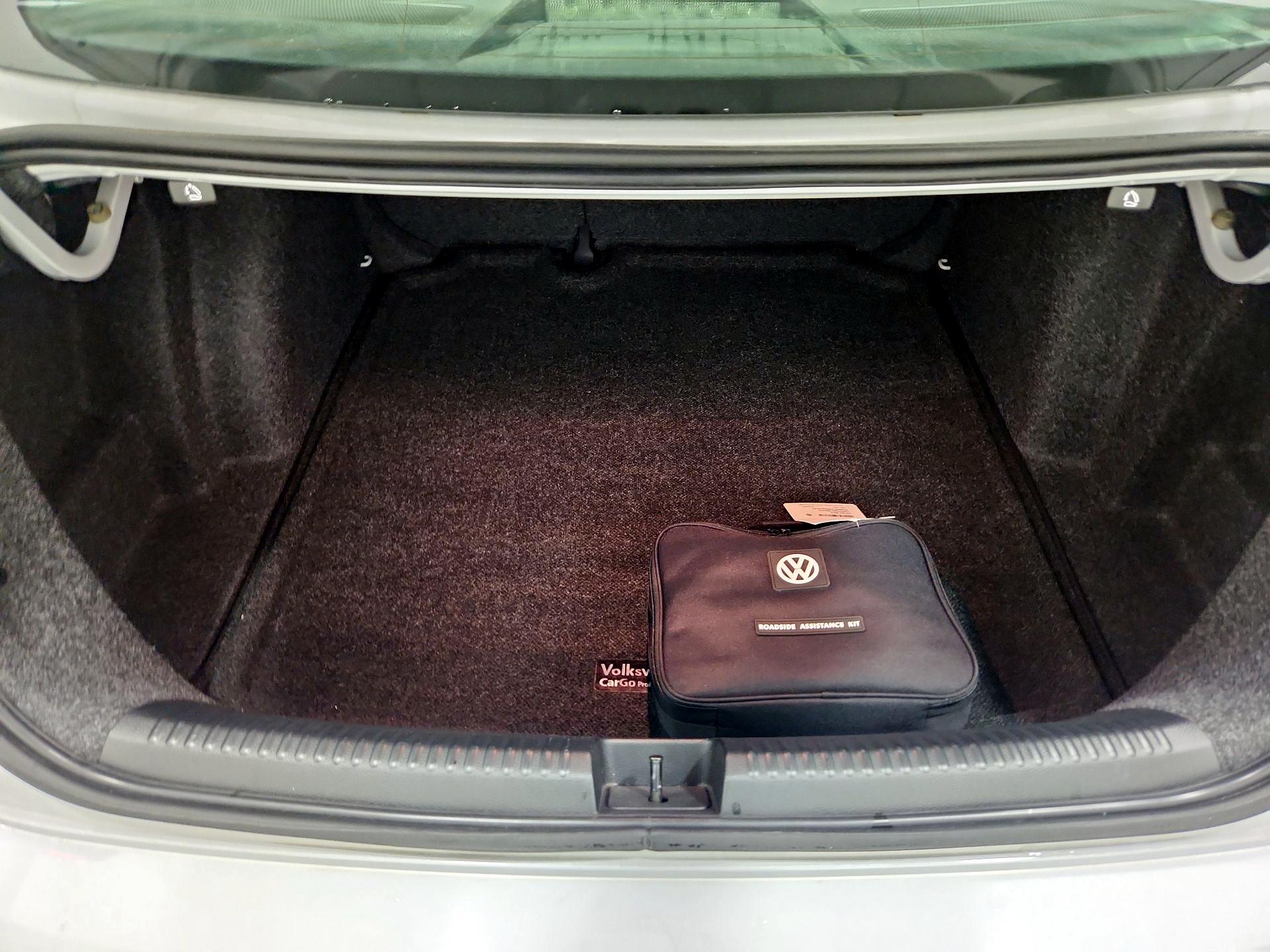 Thumbnail: 2017 Volkswagen Jetta - 20