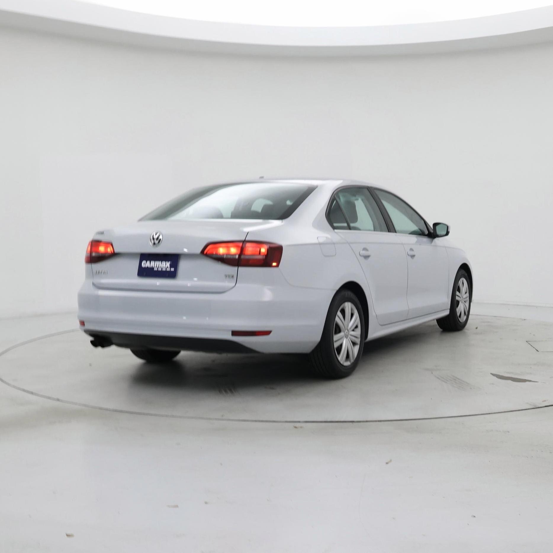 Thumbnail: 2017 Volkswagen Jetta - 8