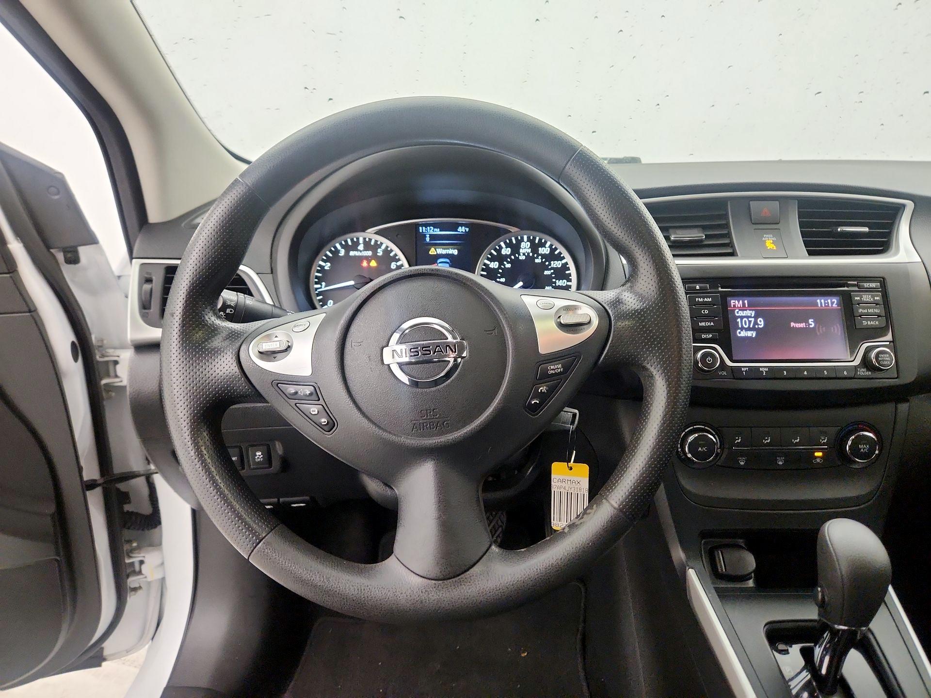 Thumbnail: 2018 Nissan Sentra - 10