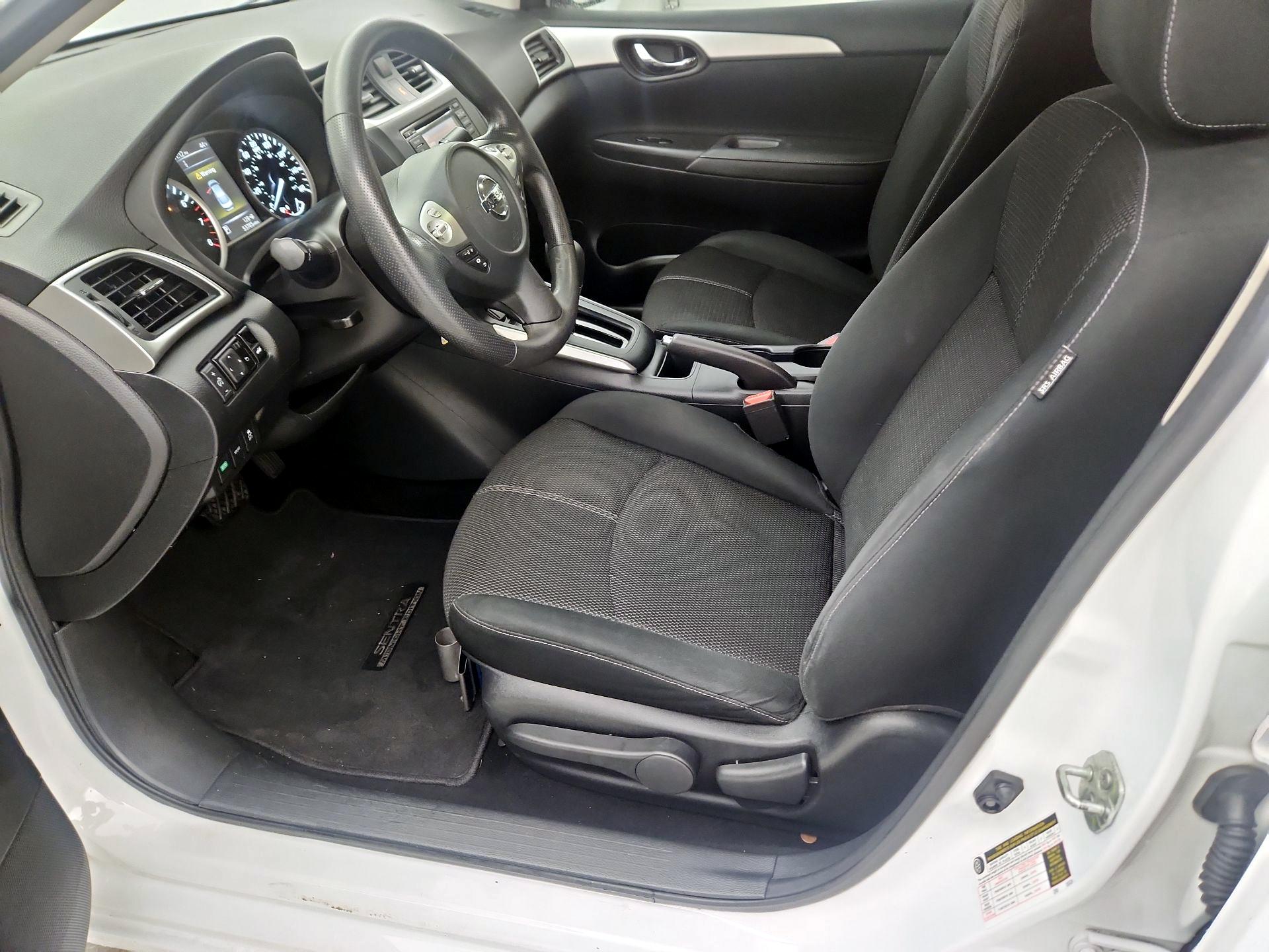 Thumbnail: 2018 Nissan Sentra - 11