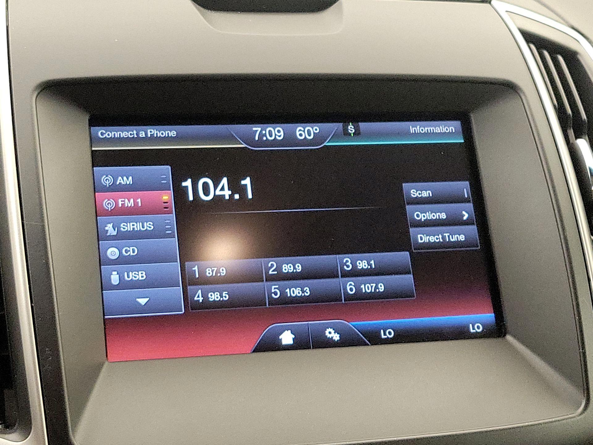 Thumbnail: 2015 Ford Edge - 15