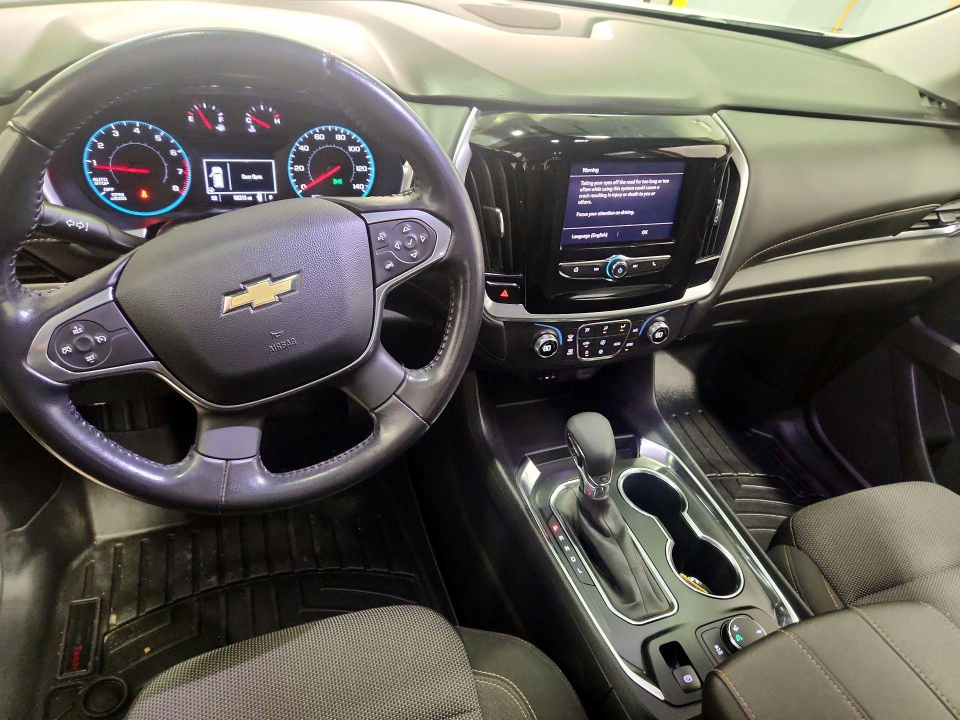 Thumbnail: 2021 Chevrolet Traverse - 9