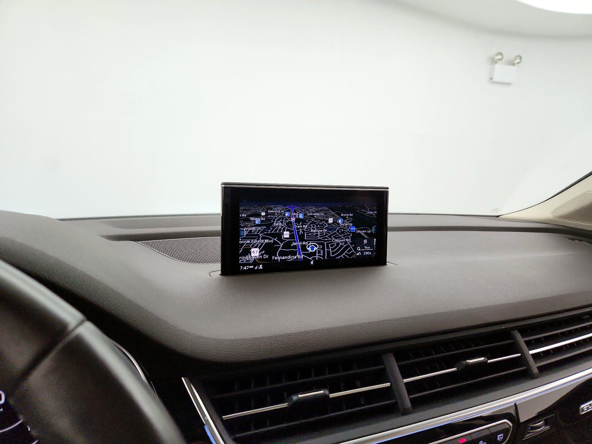 Thumbnail: 2019 Audi Q7 - 14