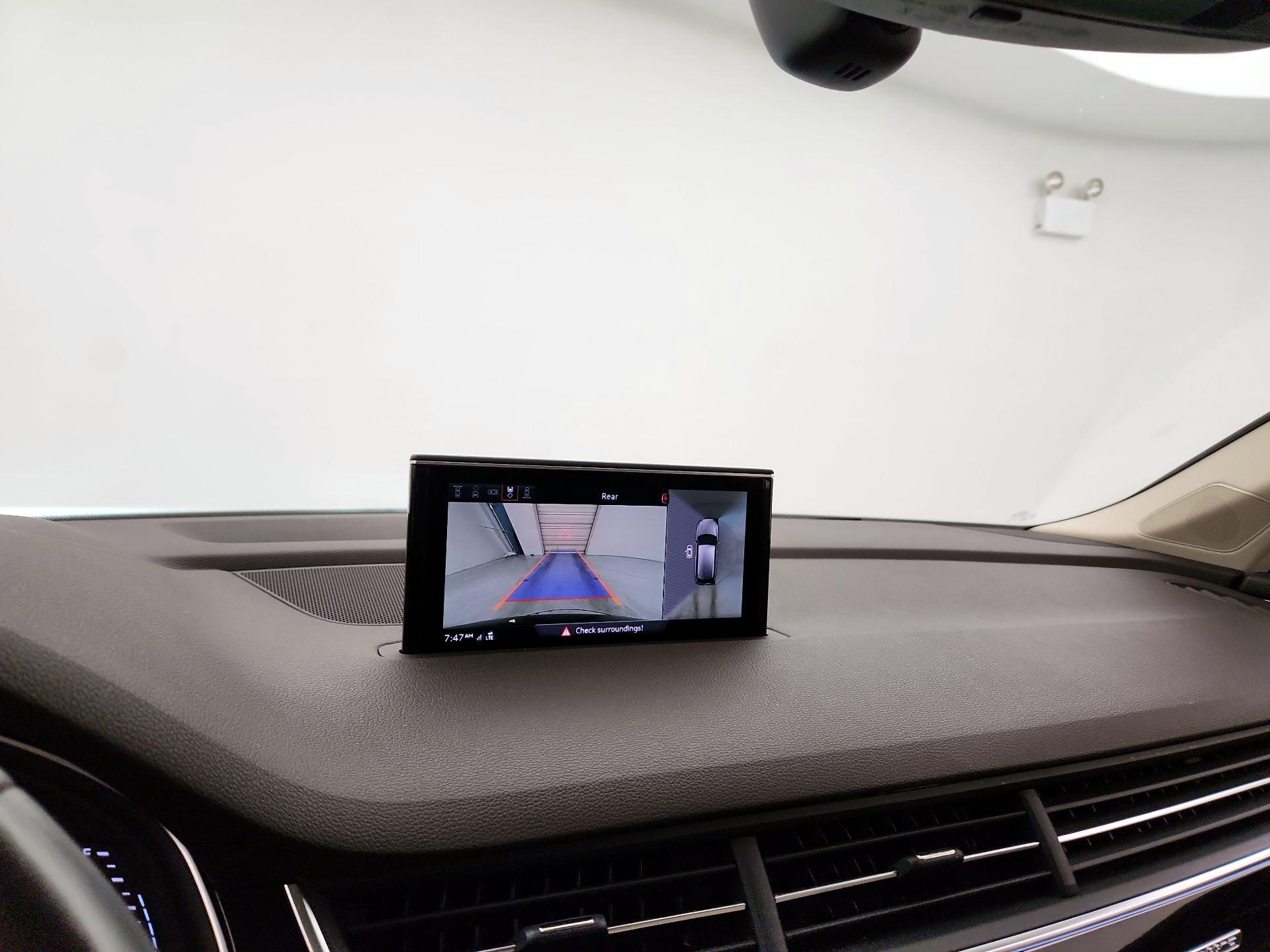 Thumbnail: 2019 Audi Q7 - 15