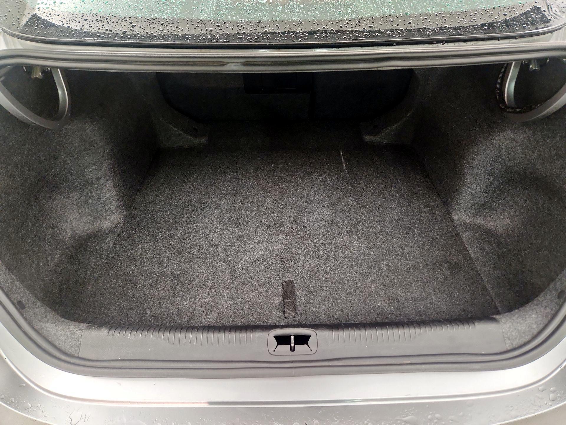 Thumbnail: 2015 Chrysler 200 - 18