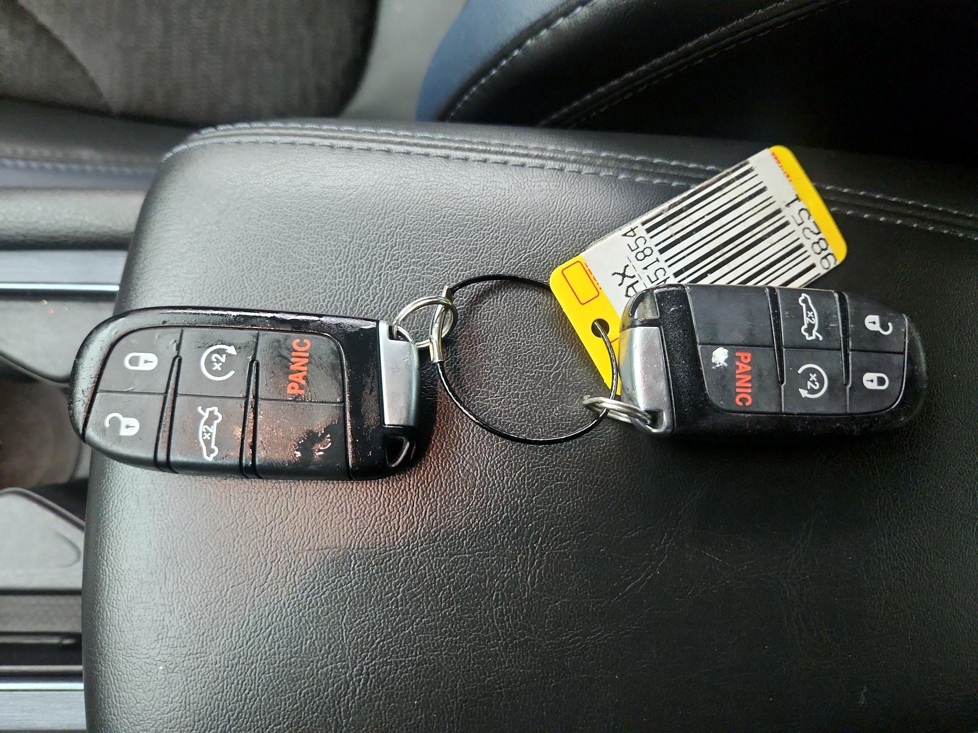 Thumbnail: 2015 Chrysler 200 - 20