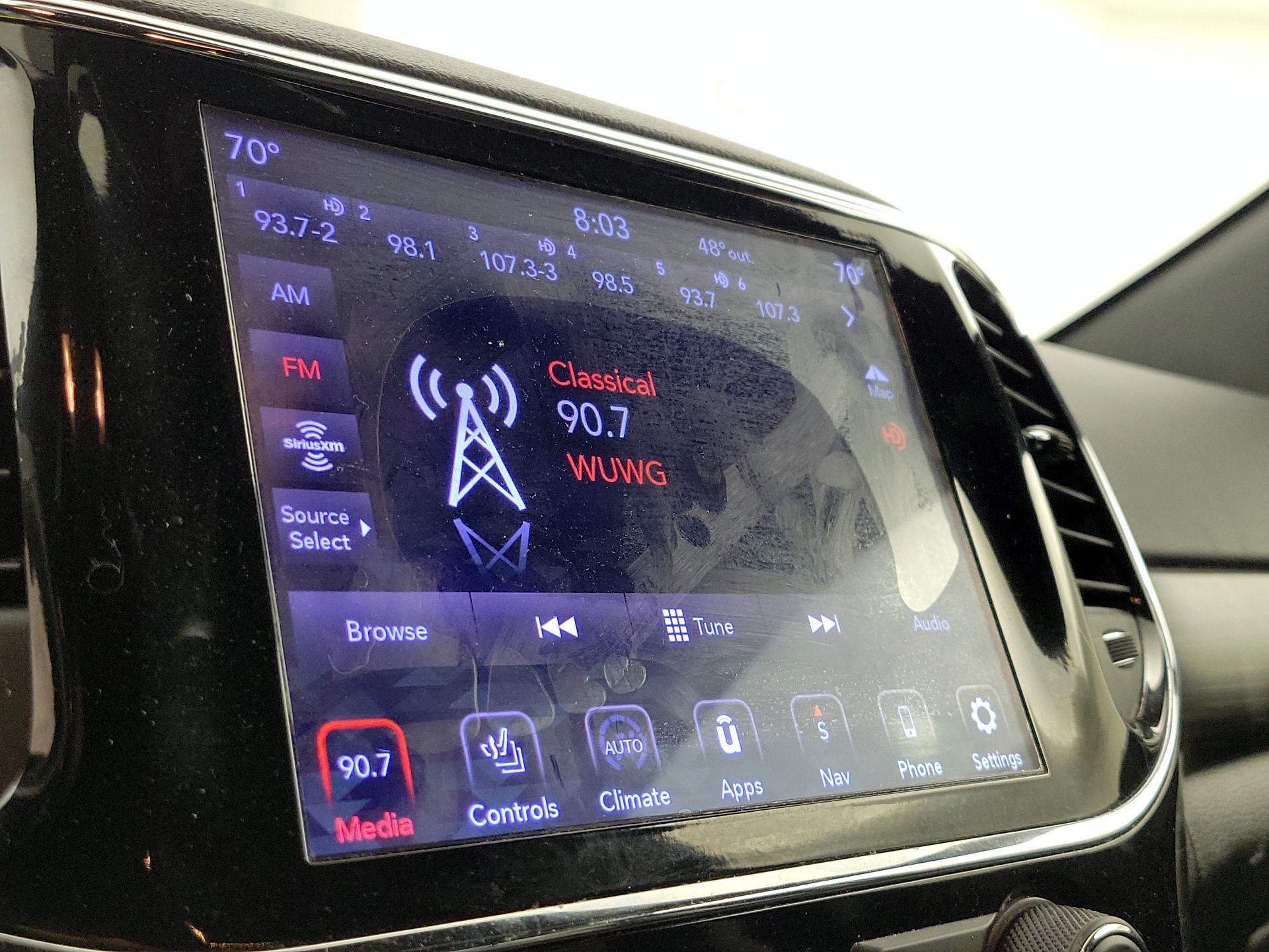 Thumbnail: 2020 Jeep Grand Cherokee - 16