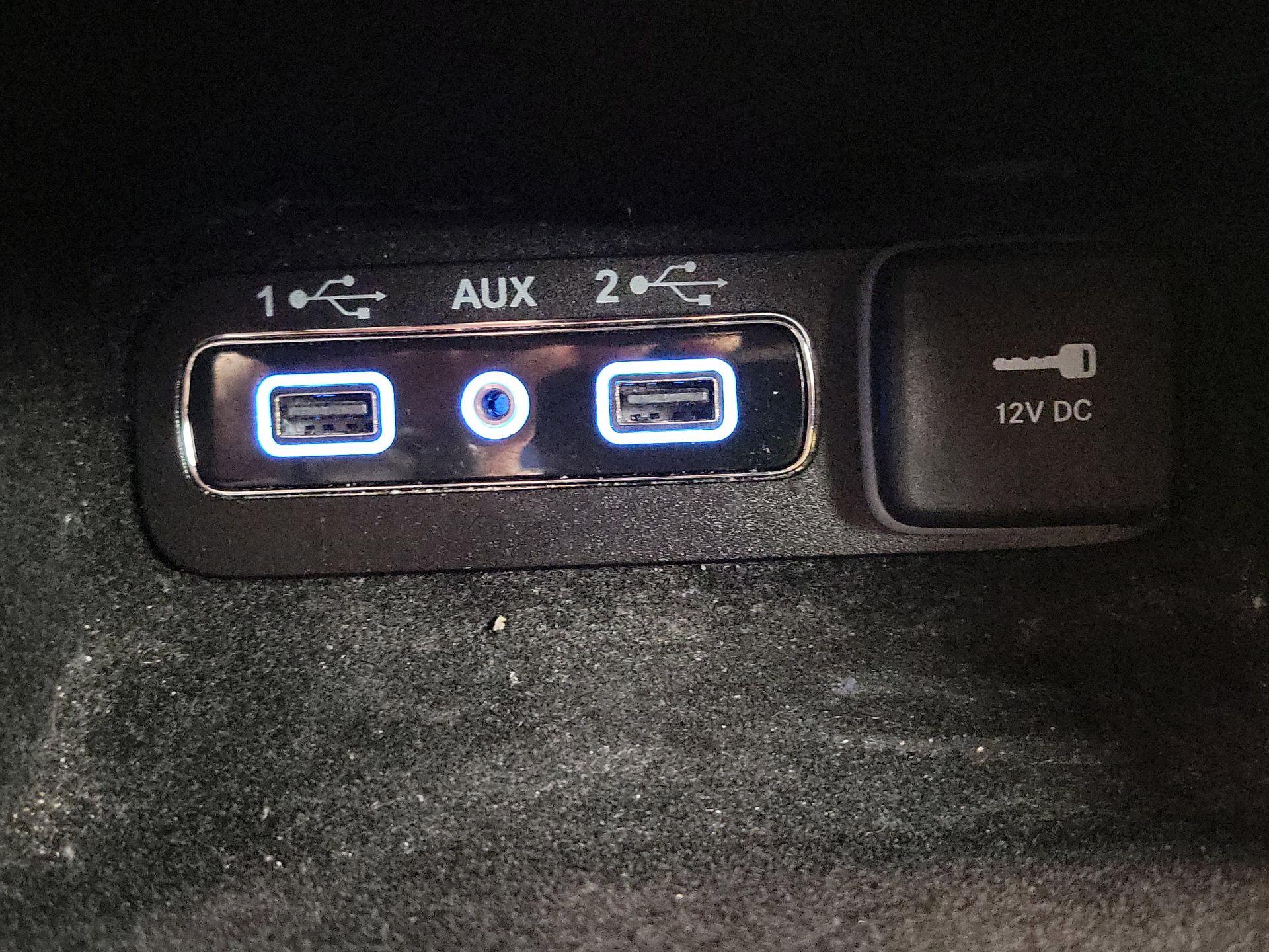 Thumbnail: 2020 Jeep Grand Cherokee - 19