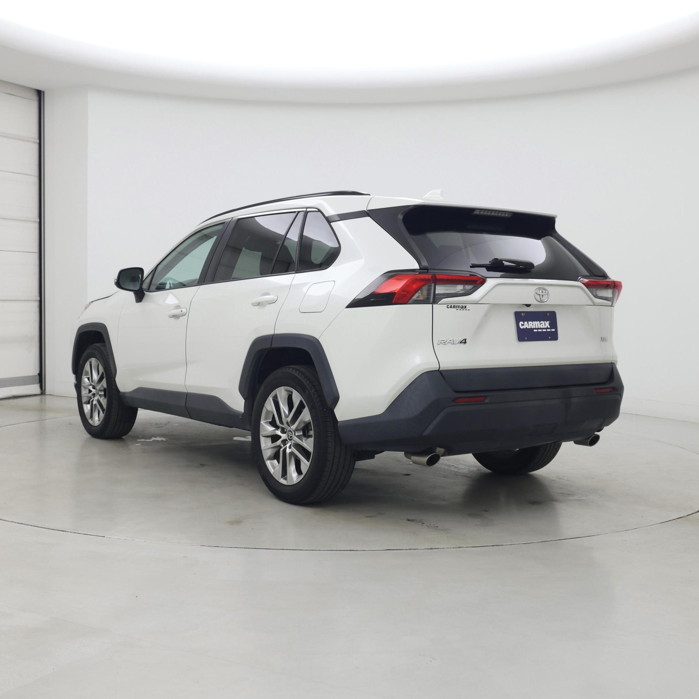 Thumbnail: 2021 Toyota RAV4 - 2