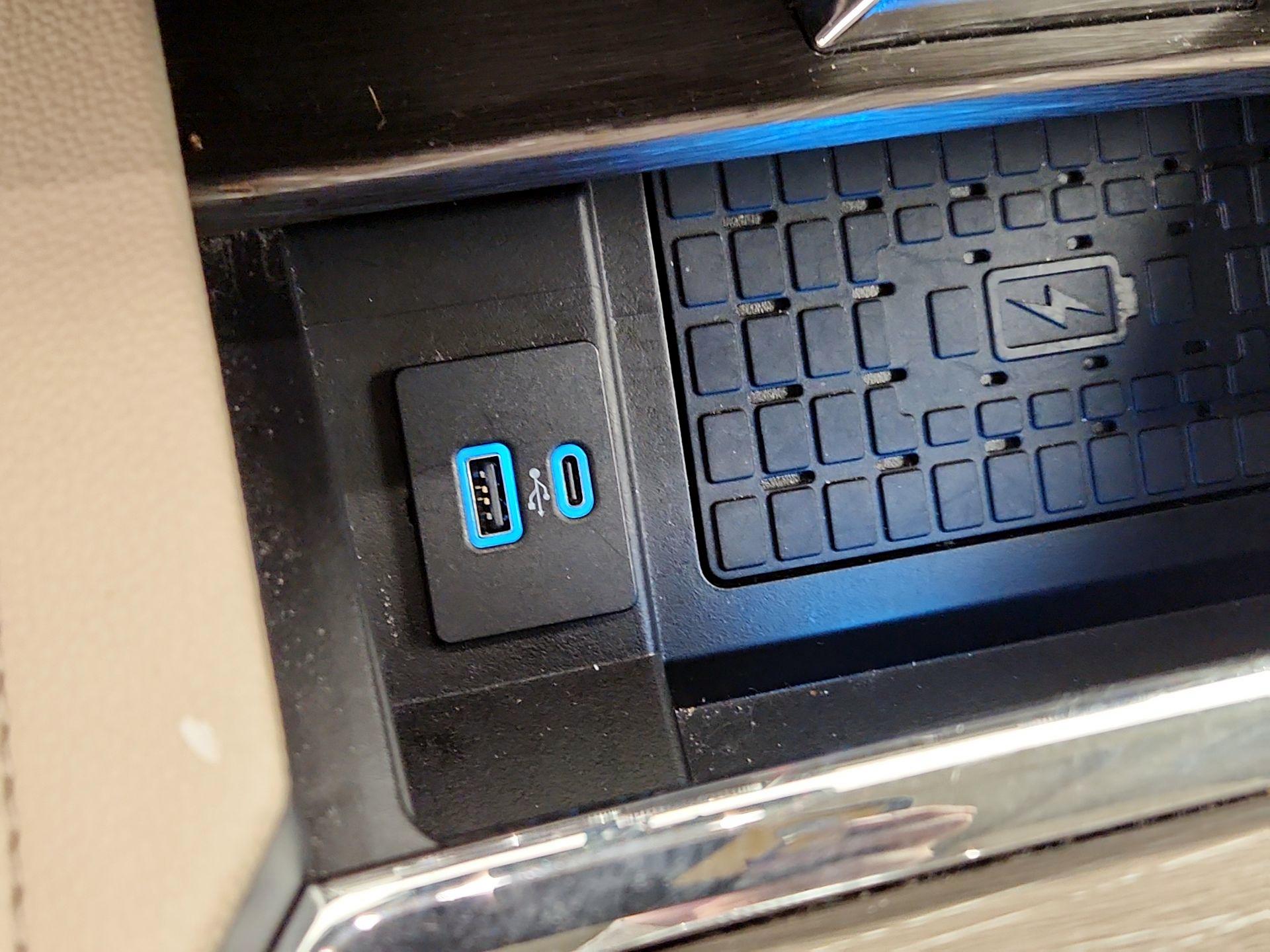 Thumbnail: 2024 Ford Expedition MAX - 17