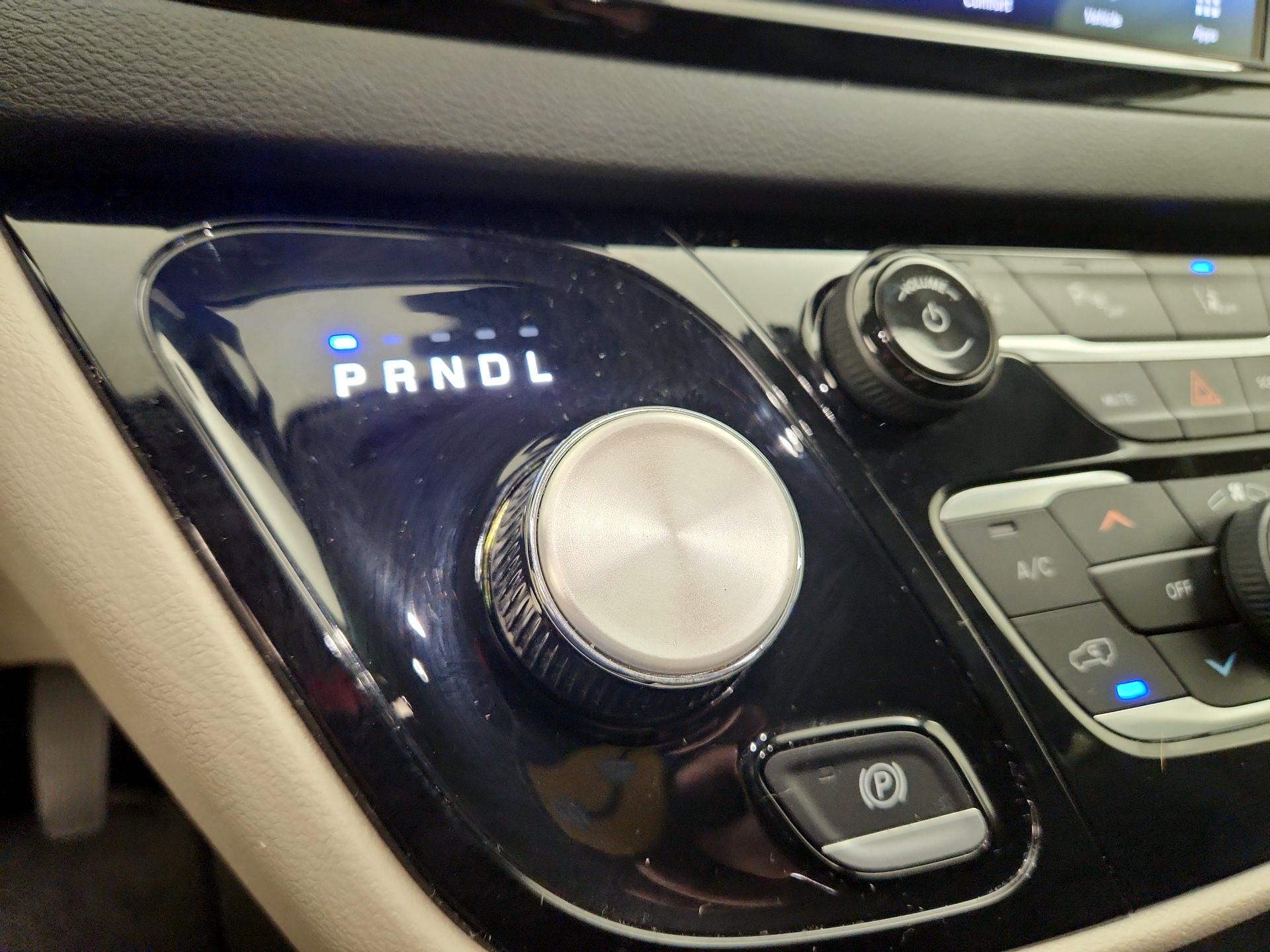 Thumbnail: 2024 Chrysler Pacifica - 17