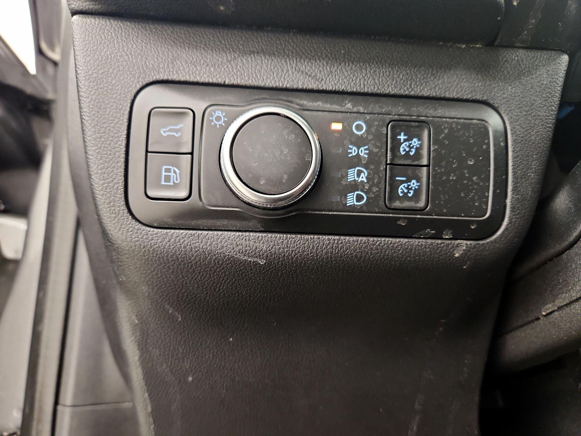 Thumbnail: 2021 Ford Escape - 13