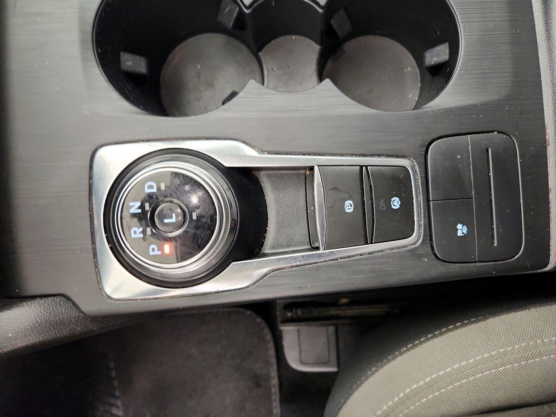 Thumbnail: 2021 Ford Escape - 18