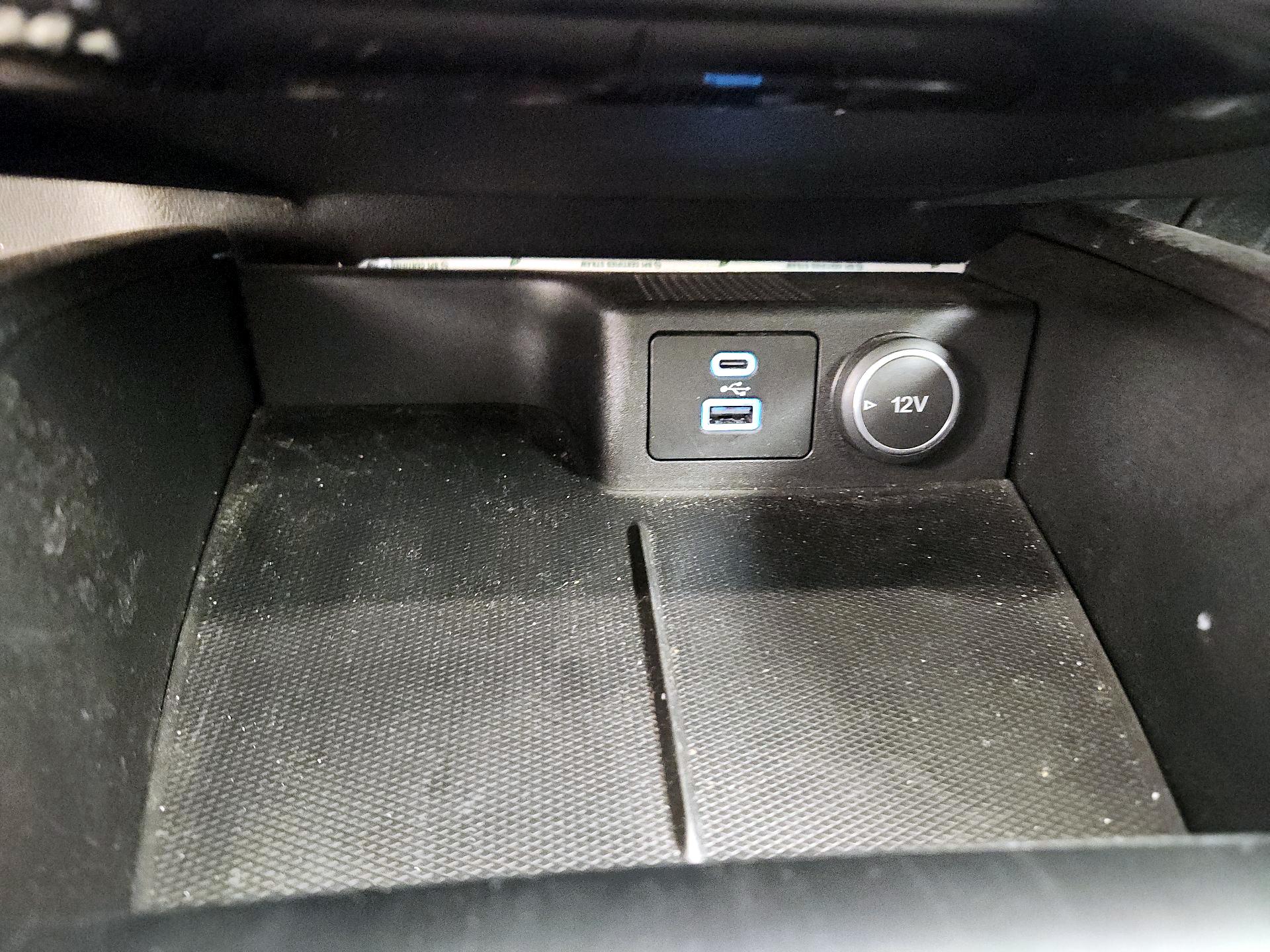 Thumbnail: 2021 Ford Escape - 19